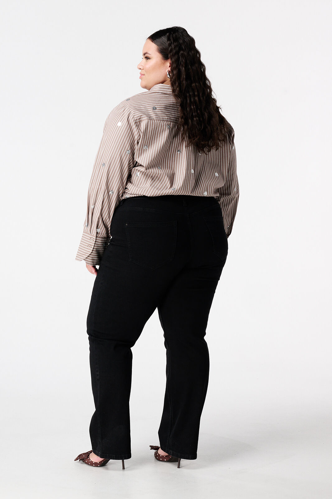 Vaqueros straight leg LILY largo 32" image number 3