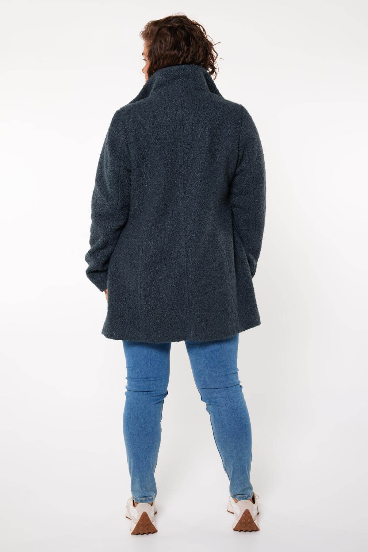 Abrigo bucl&eacute; image number 4