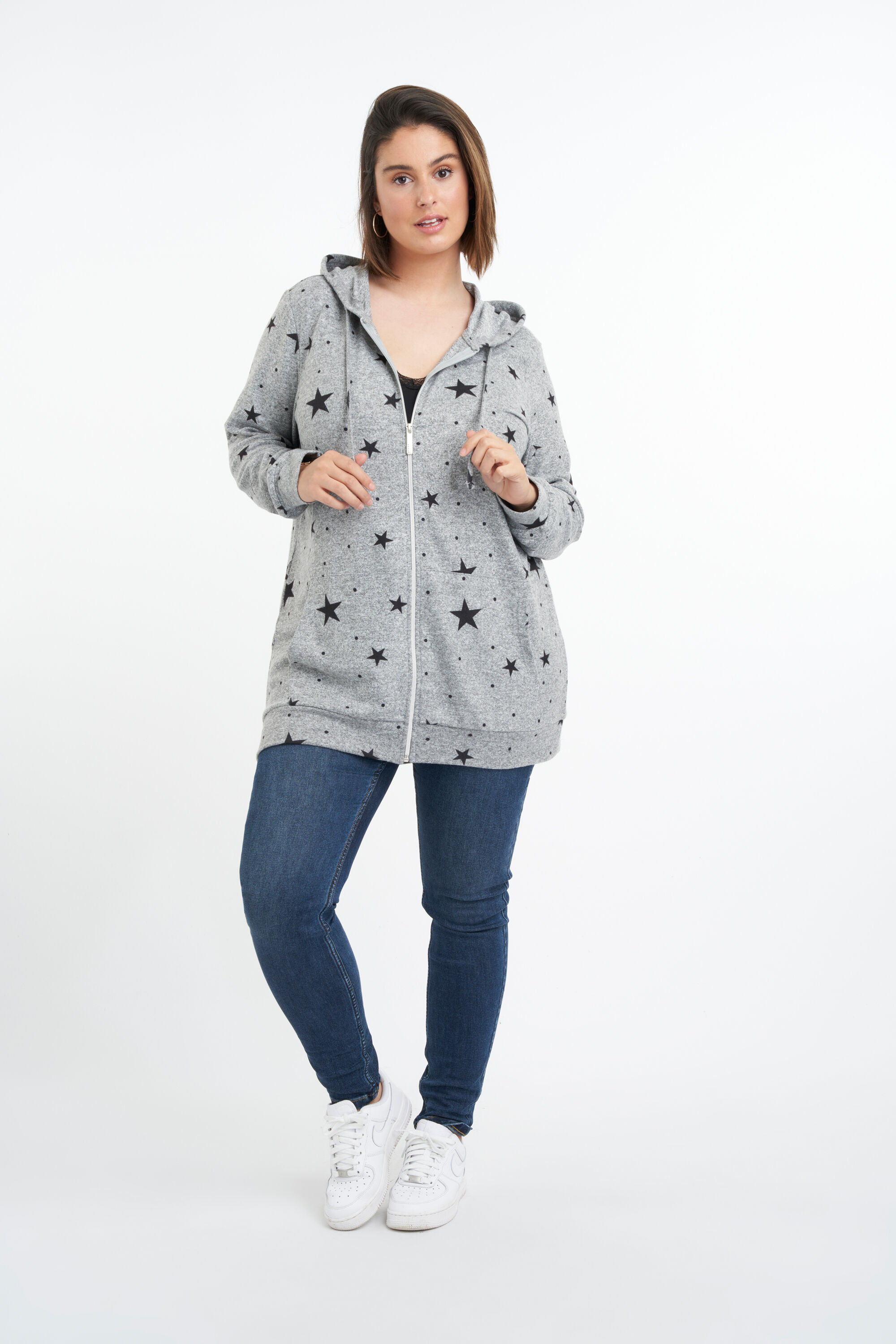 C&aacute;rdigan con estampado de estrellas image number 5