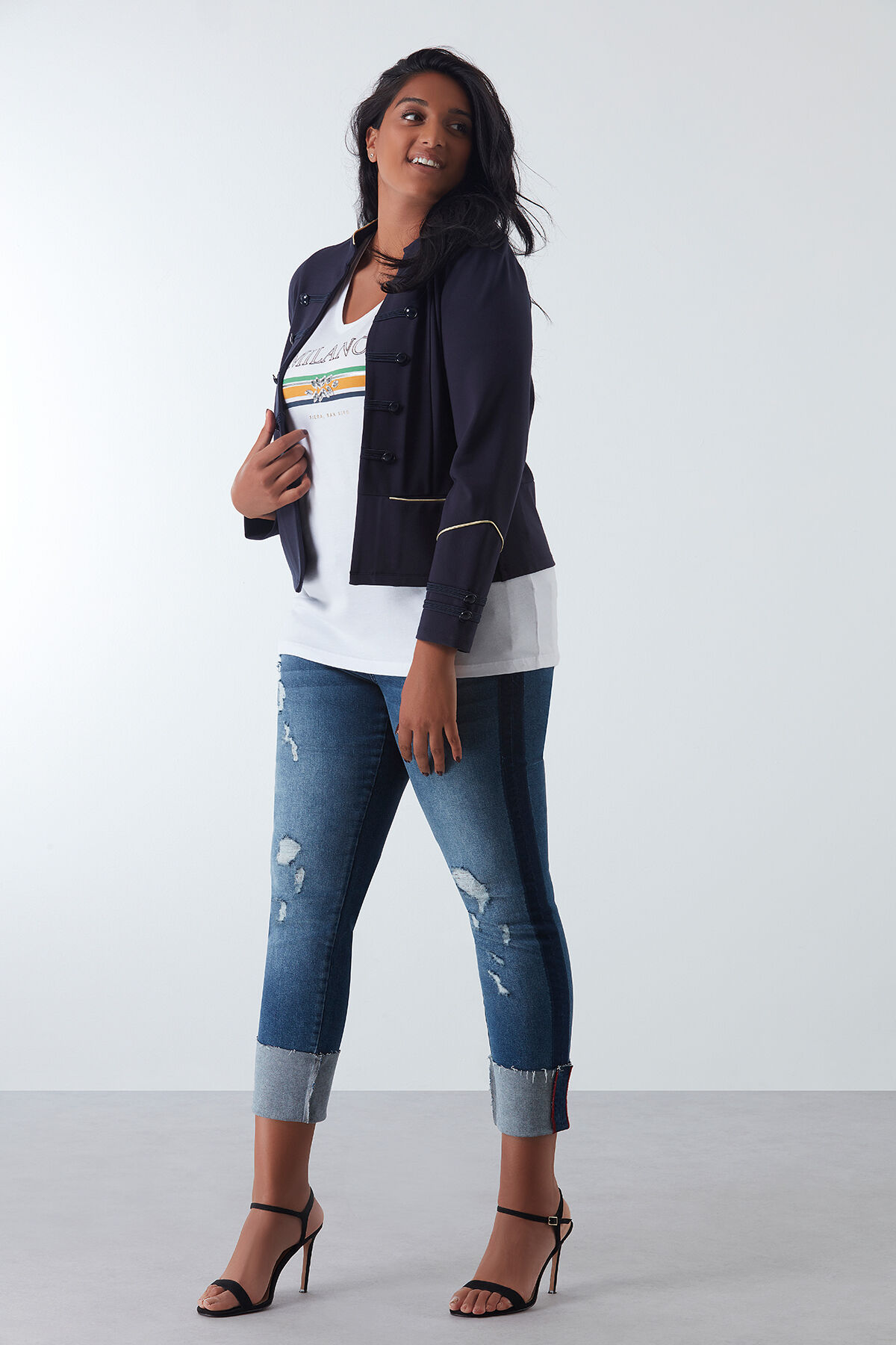 Chaqueta militar image number 3