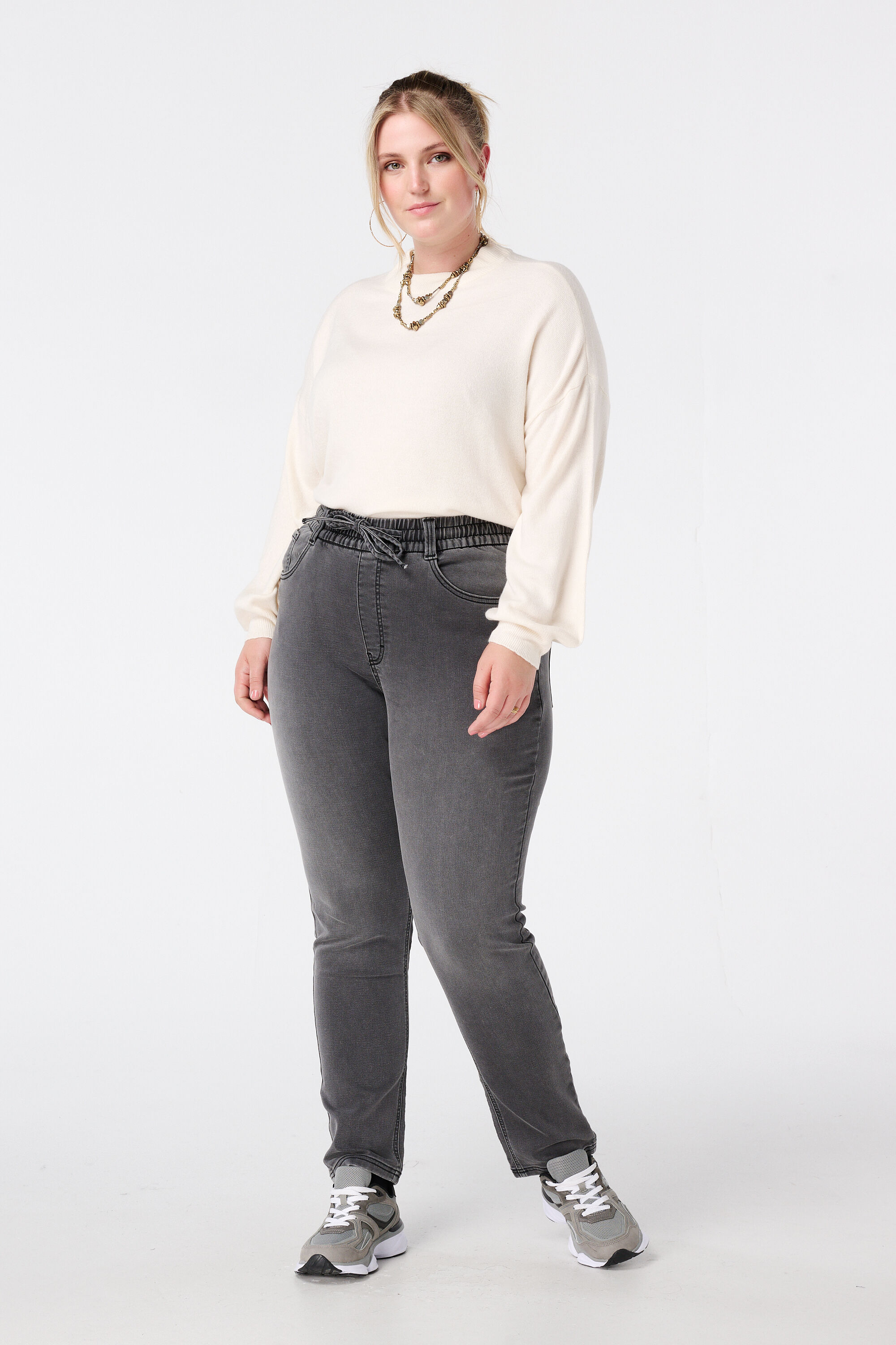 Su&eacute;ter de punto fino con mangas abullonadas image number 5