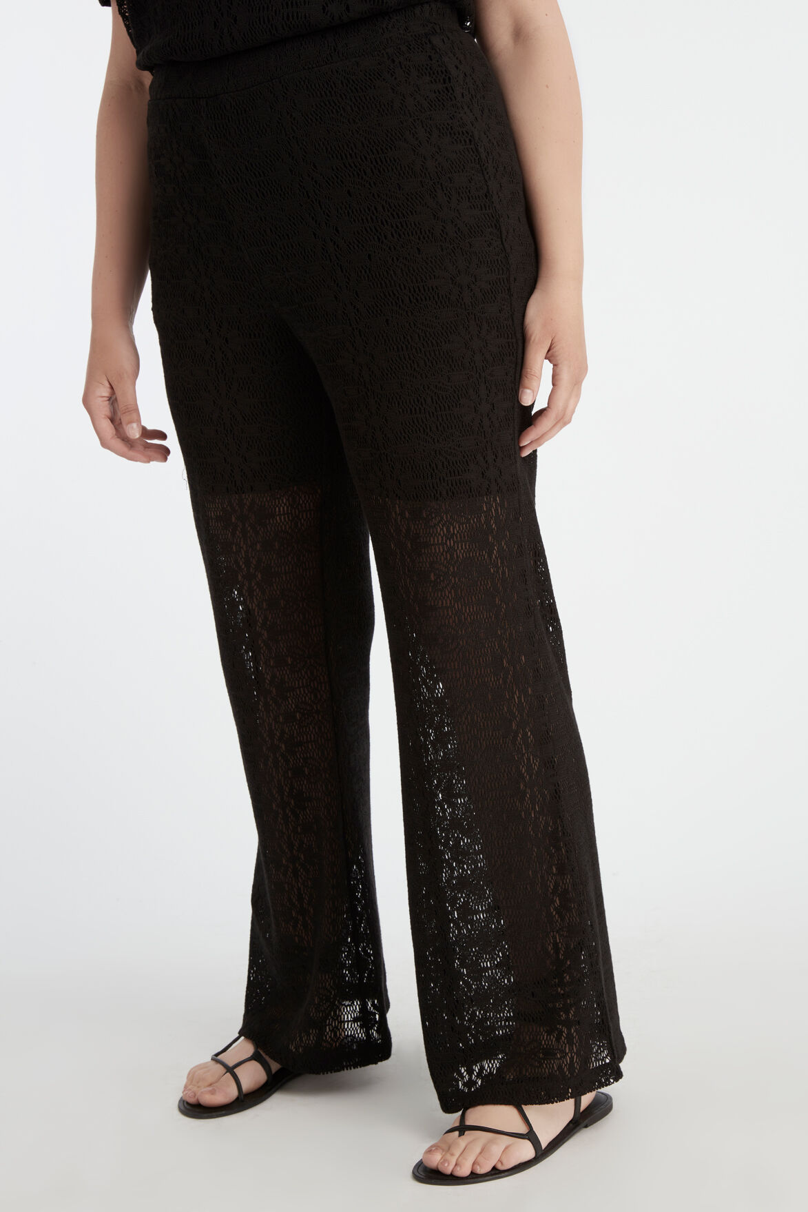 Pantalones baggy de encaje image number 3