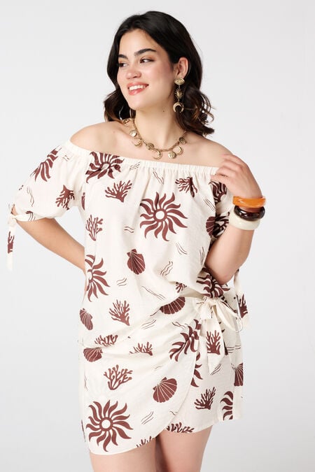 Blusa con hombros descubiertos y estampado Blusa con hombros descubiertos y estampado