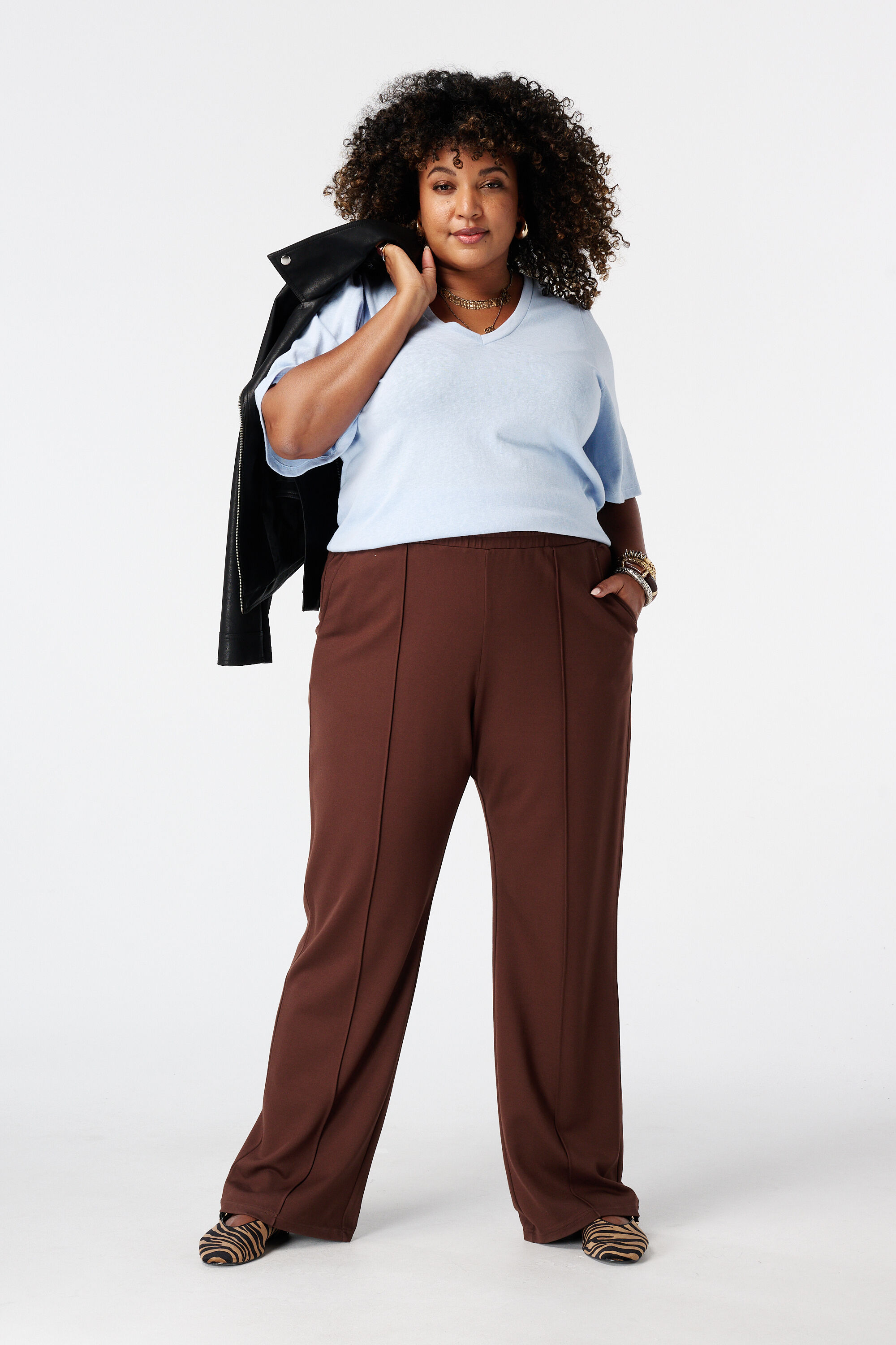Pantal&oacute;n wide leg con cintura el&aacute;stica
