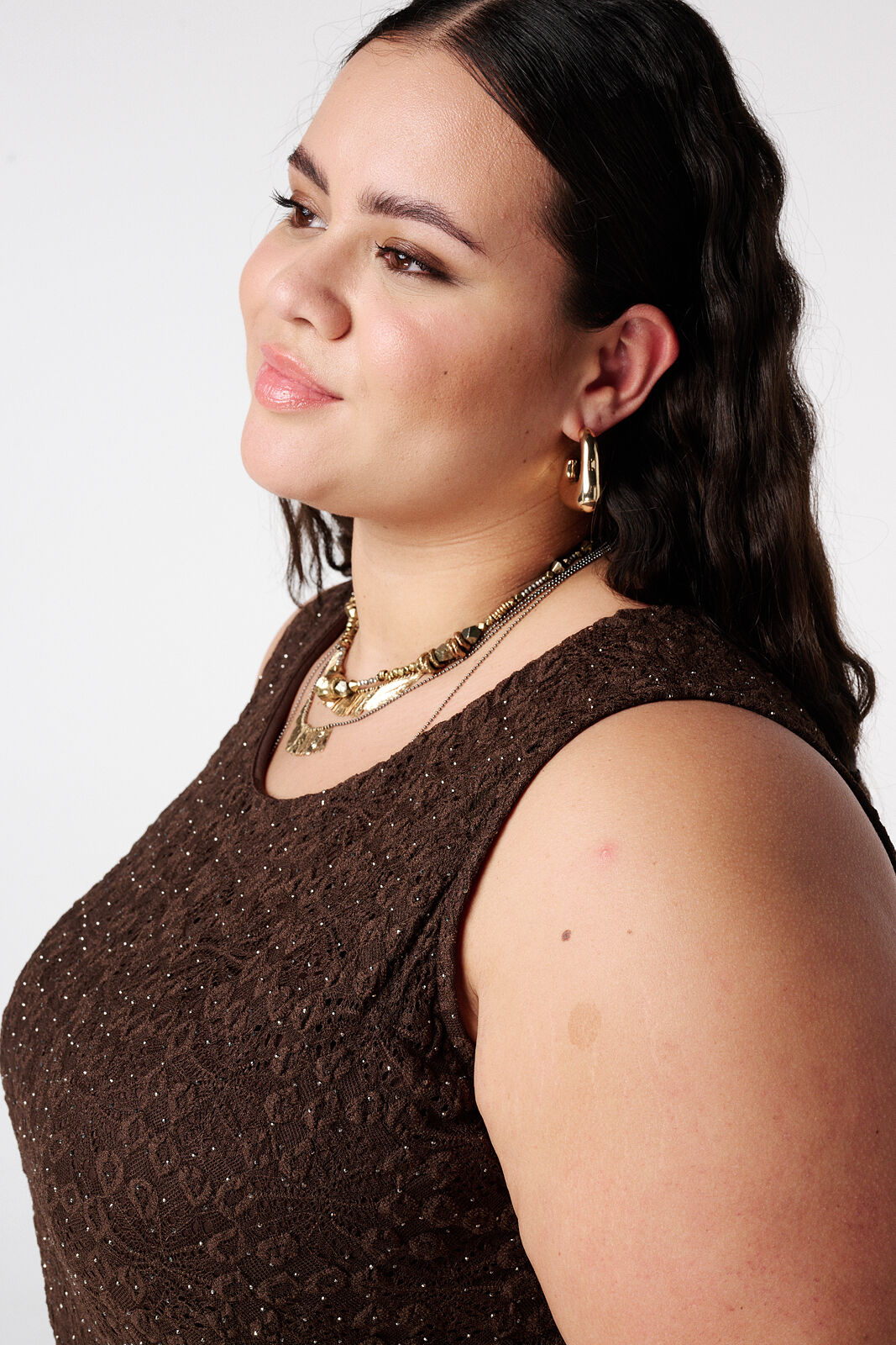 Top de encaje con pedrer&iacute;a image number 4