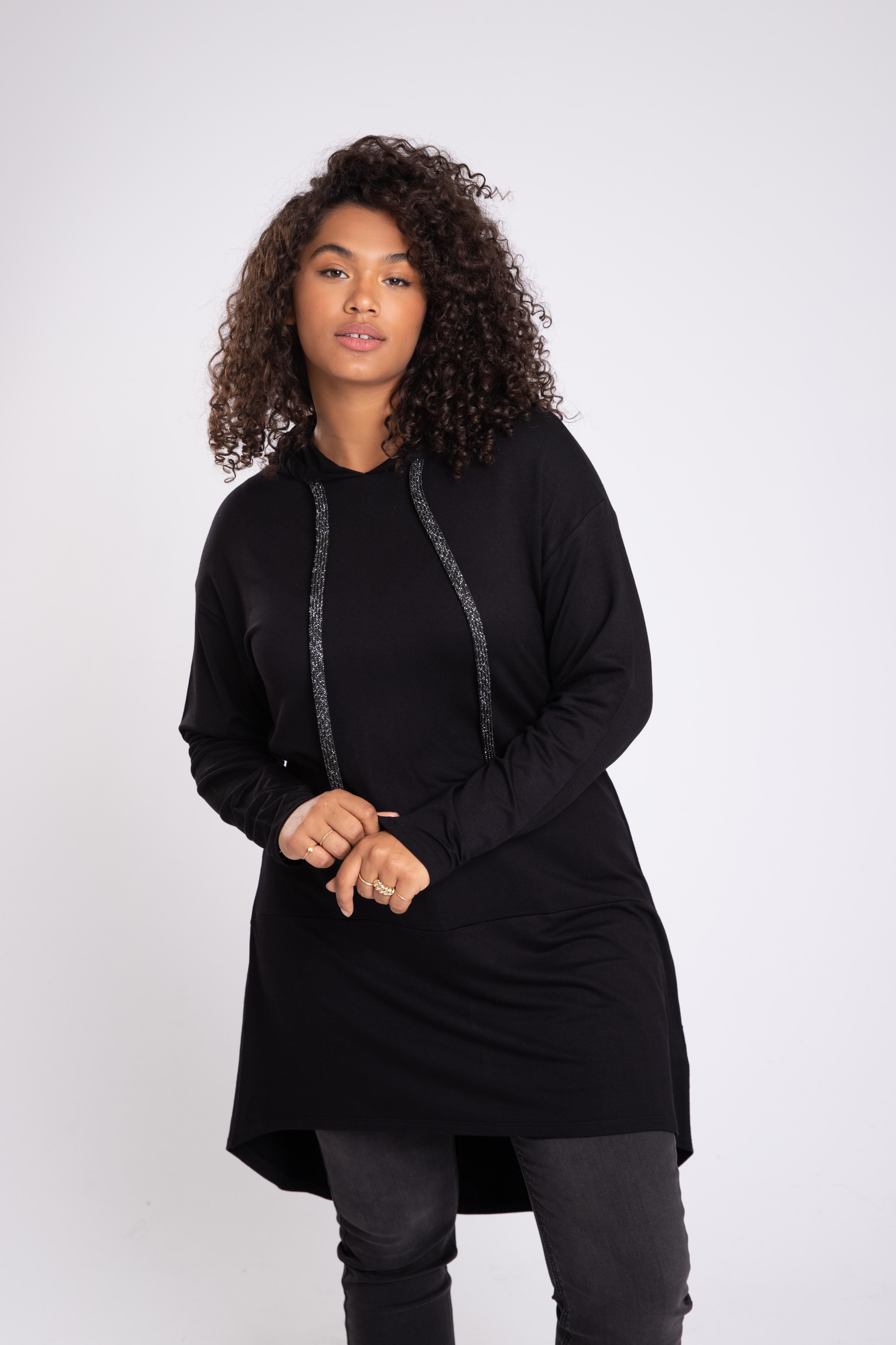 Su&eacute;ter largo image number 5