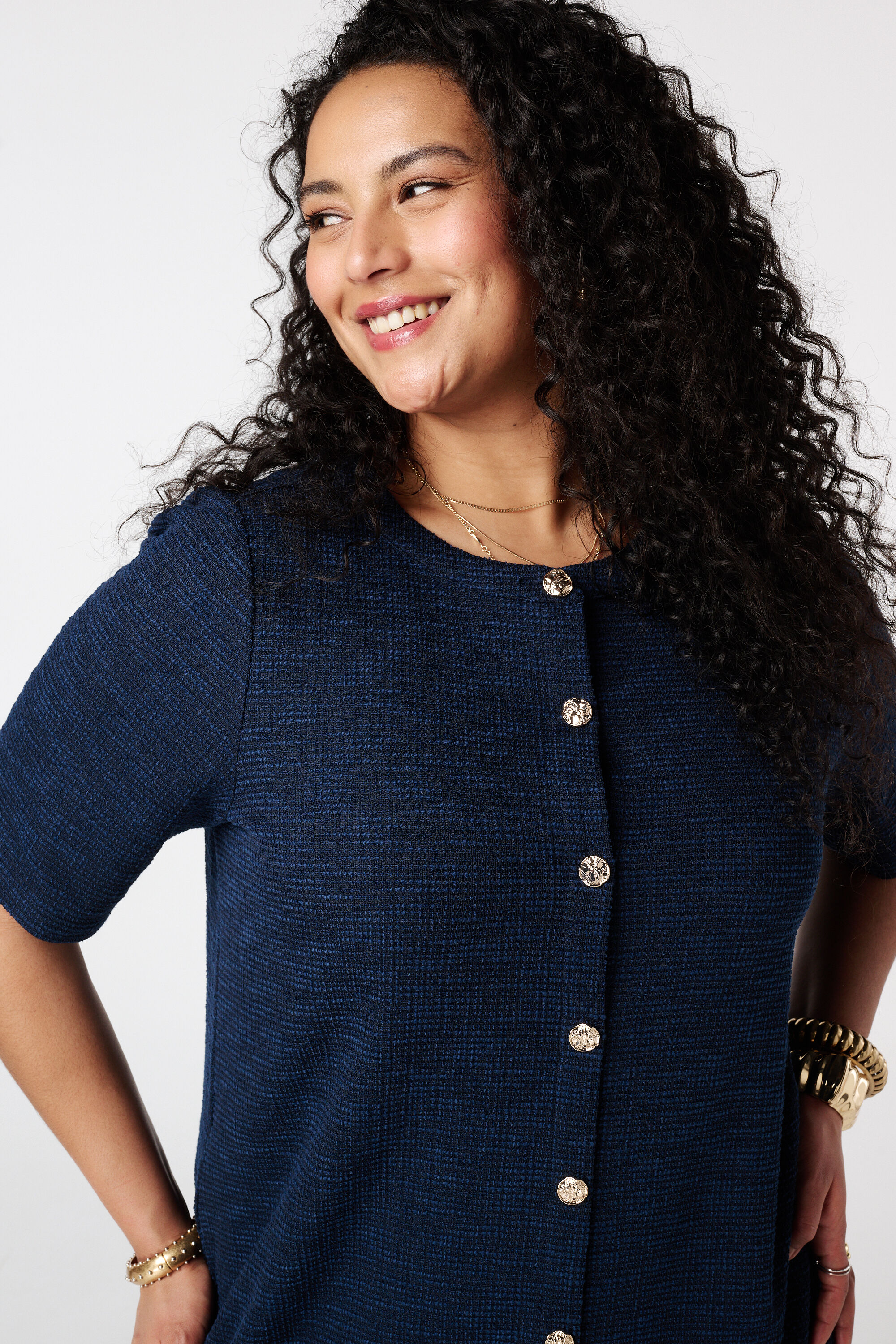 Vestido de boucl&eacute; image number 4