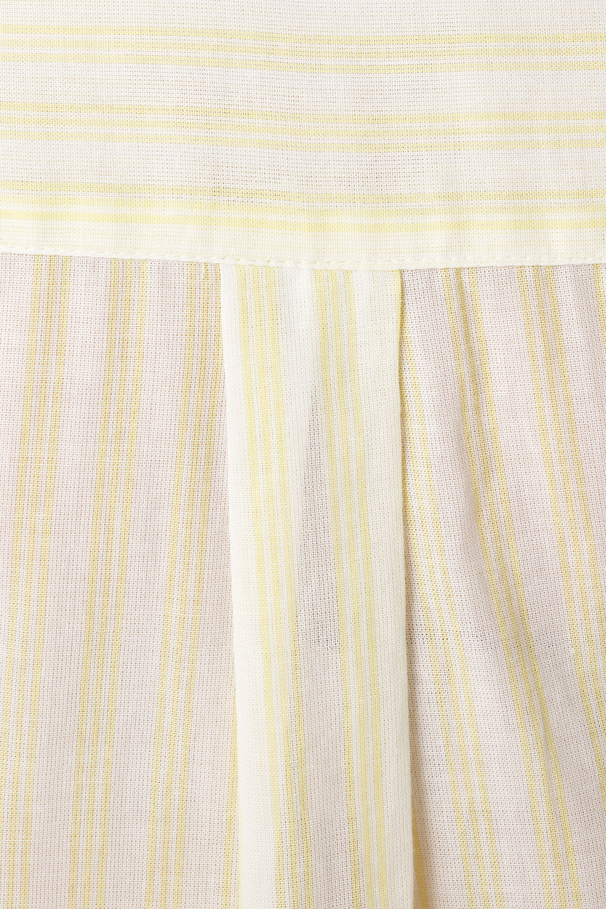 Blusa de rayas ligera image number 6