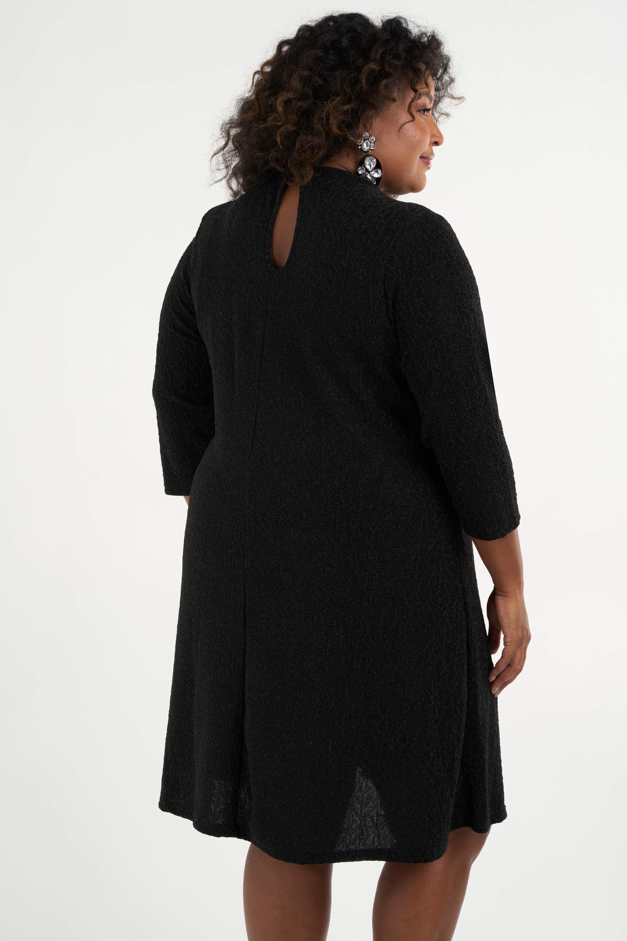 Vestido con detalles con purpurina image number 4