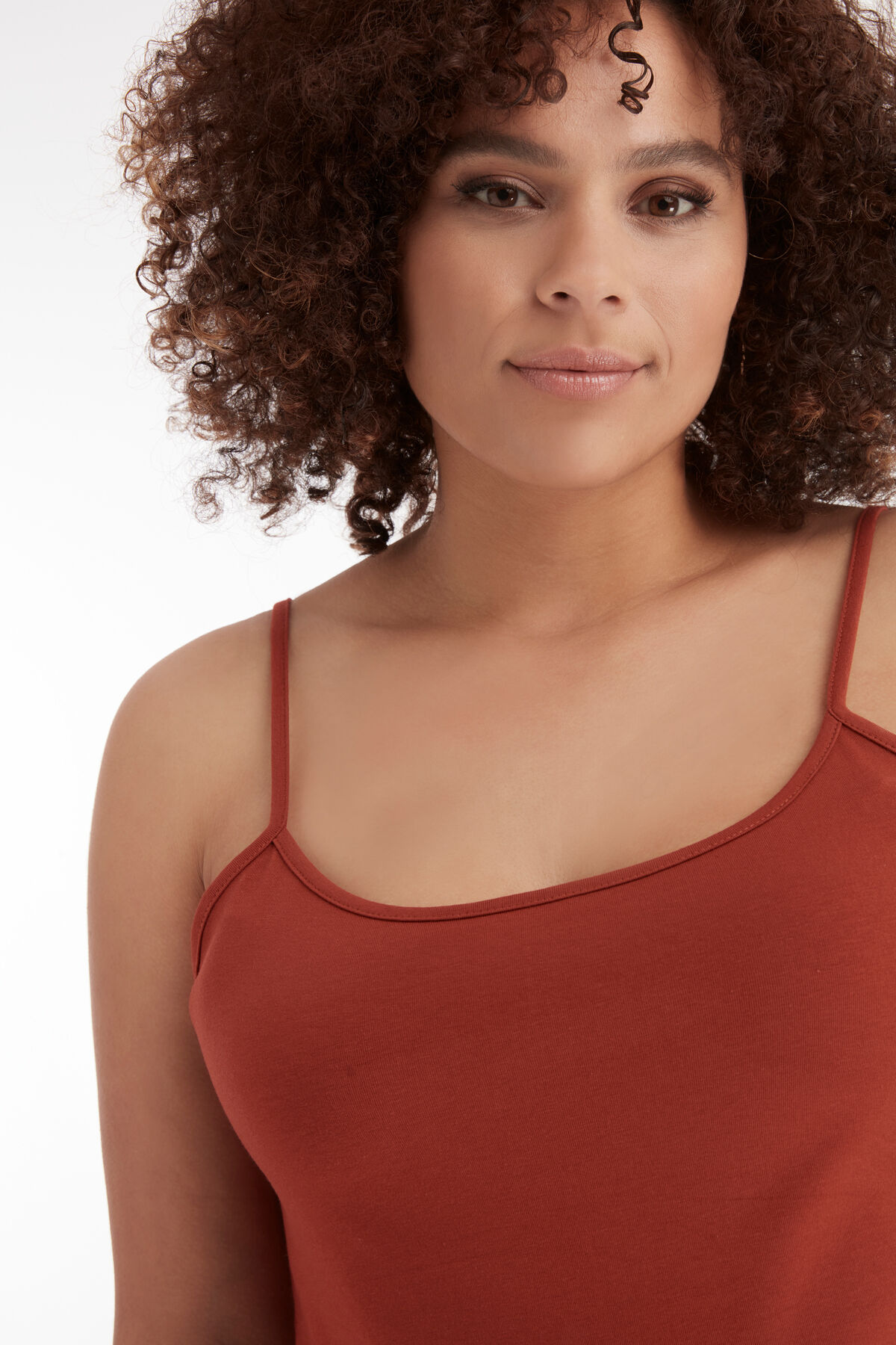 Camisola de algod&oacute;n con tirantes finos image number 3