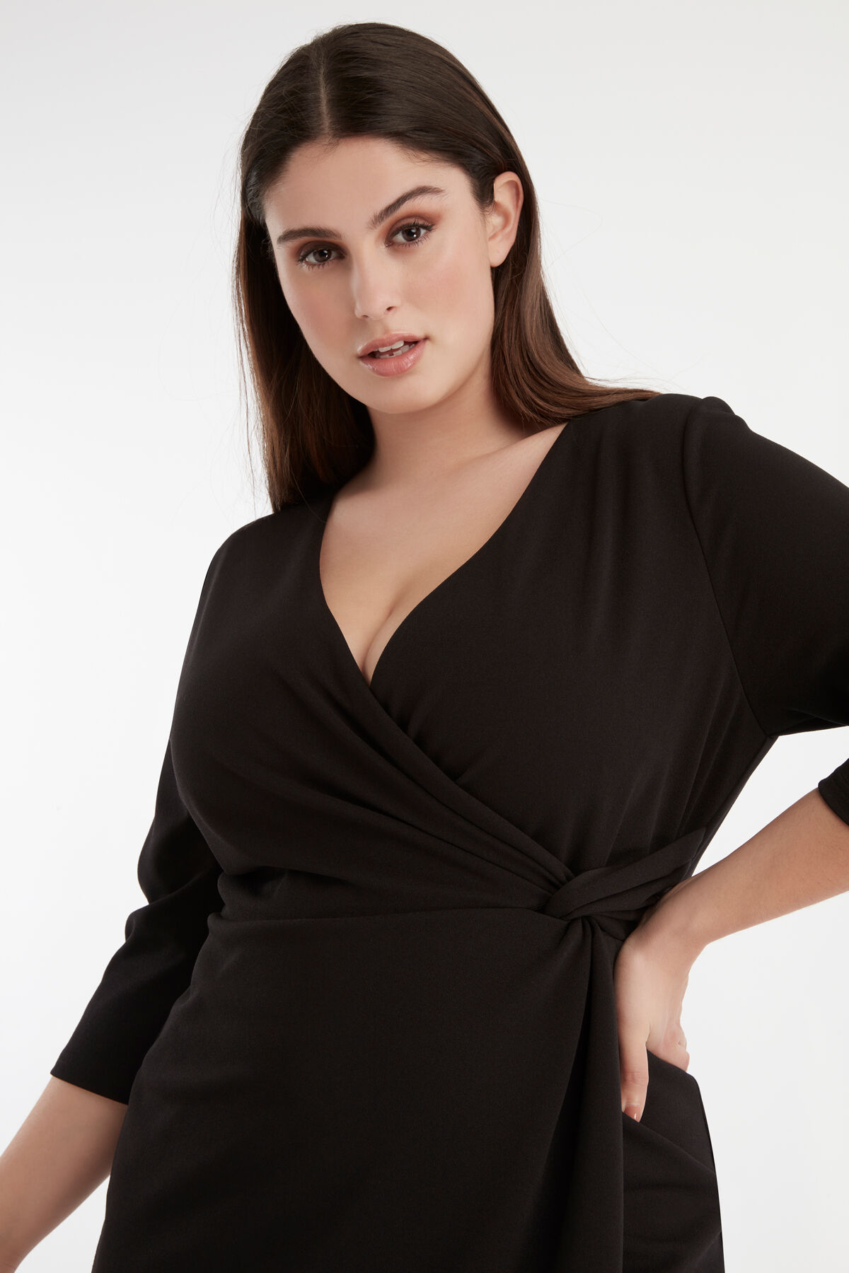 Vestido cruzado image number 3