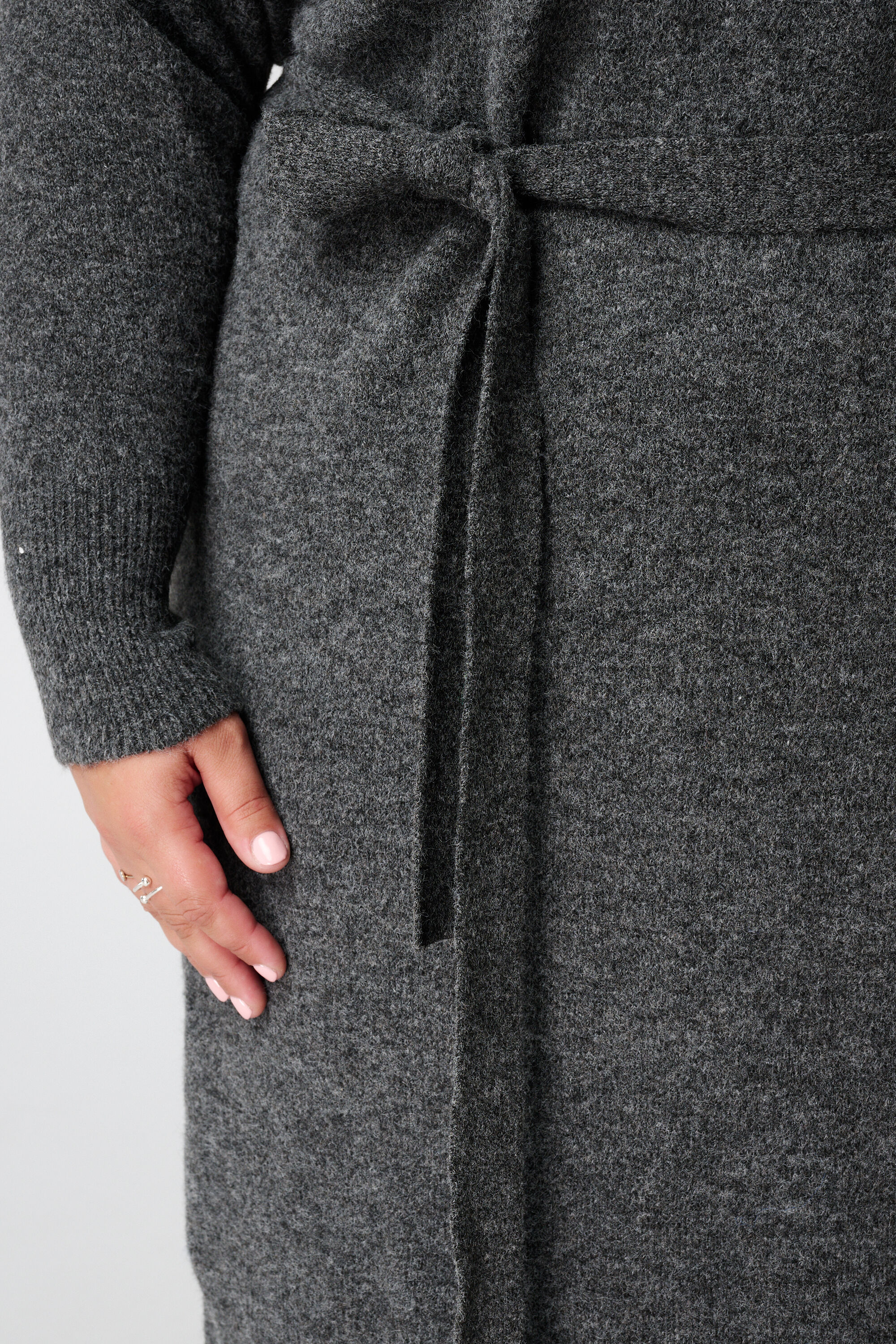 Vestido polo de punto con cintur&oacute;n image number 6