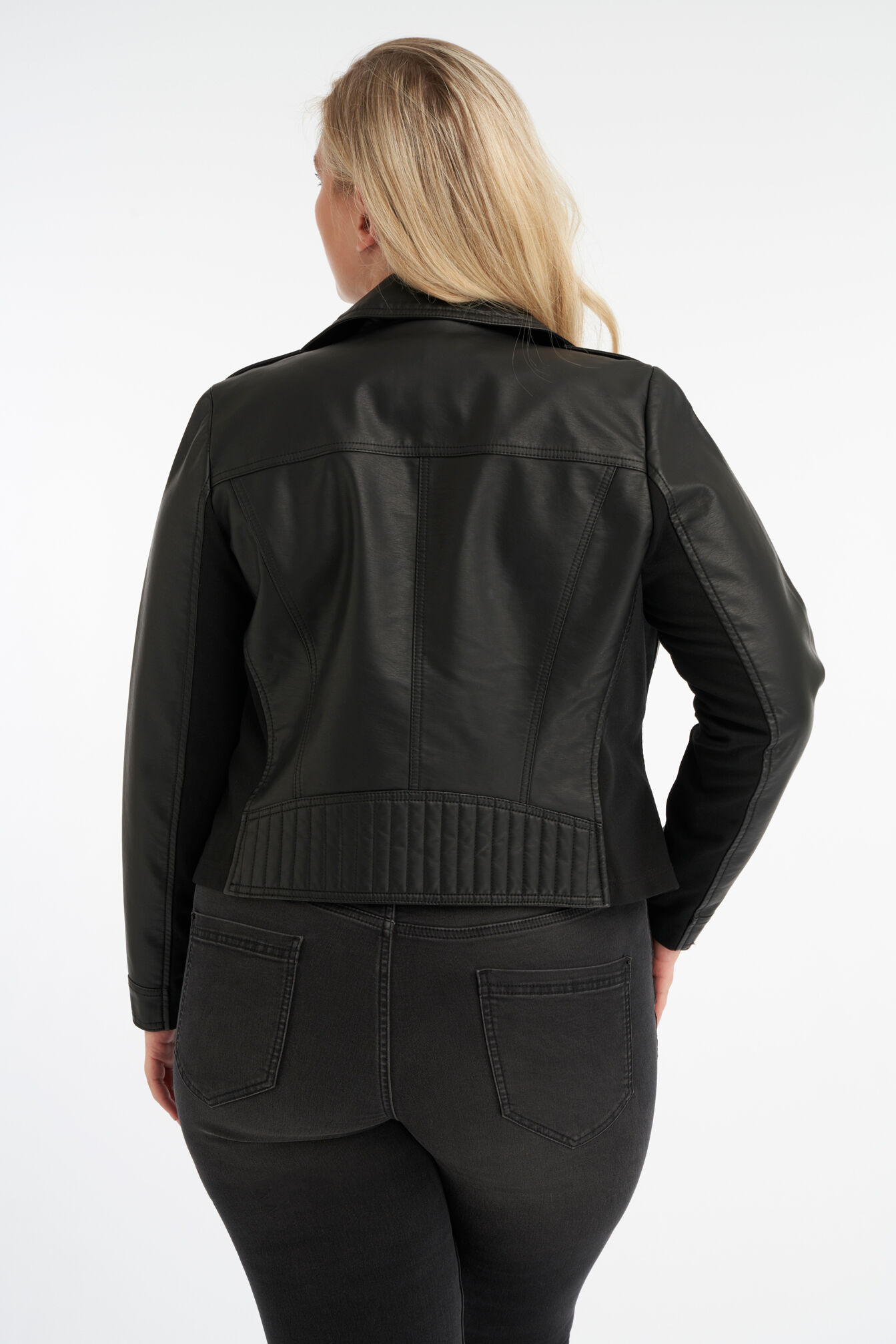 Chaqueta motera de cuero sint&eacute;tico image number 4