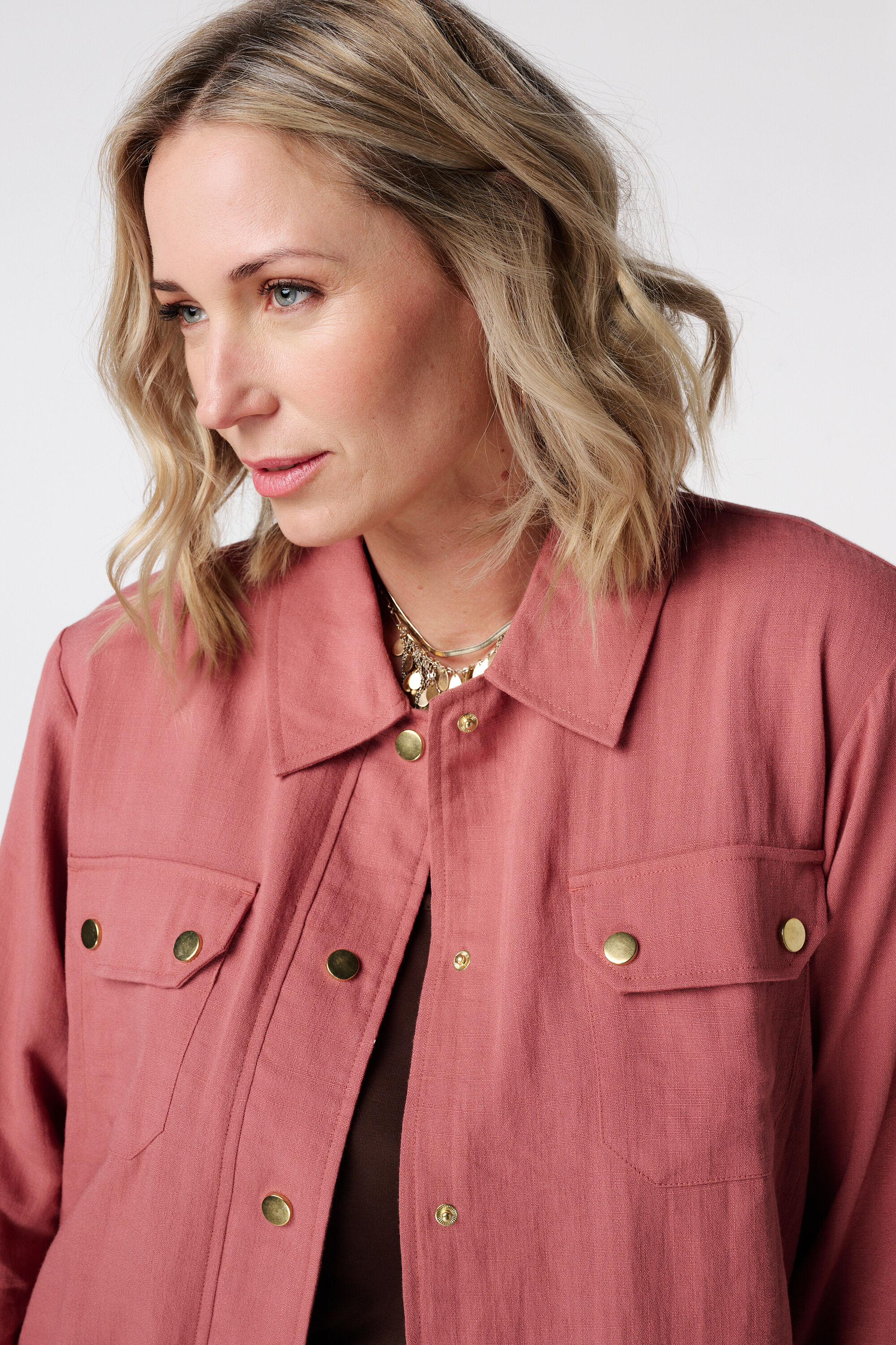 Chaqueta de verano image number 4