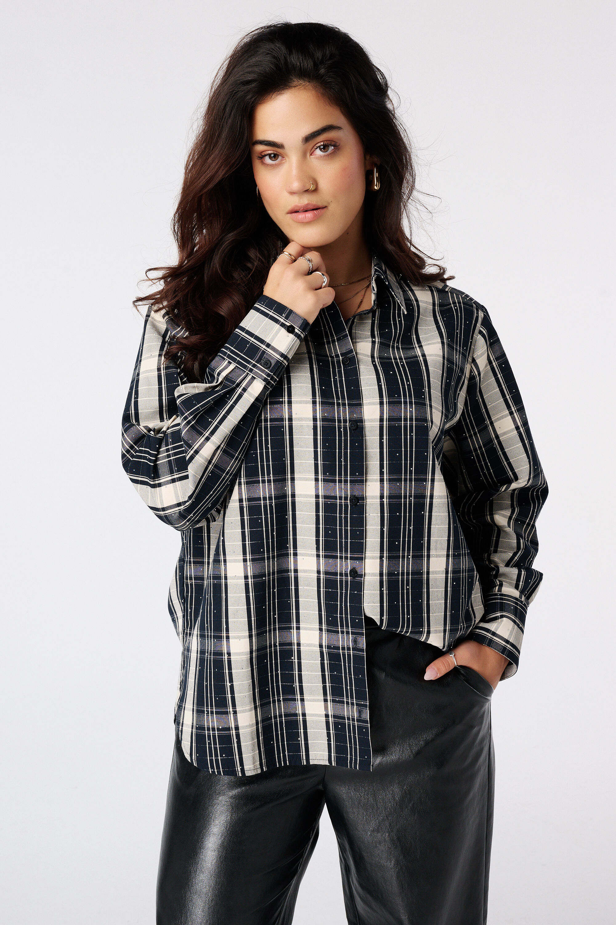 Blusa de cuadros con strass image number 0
