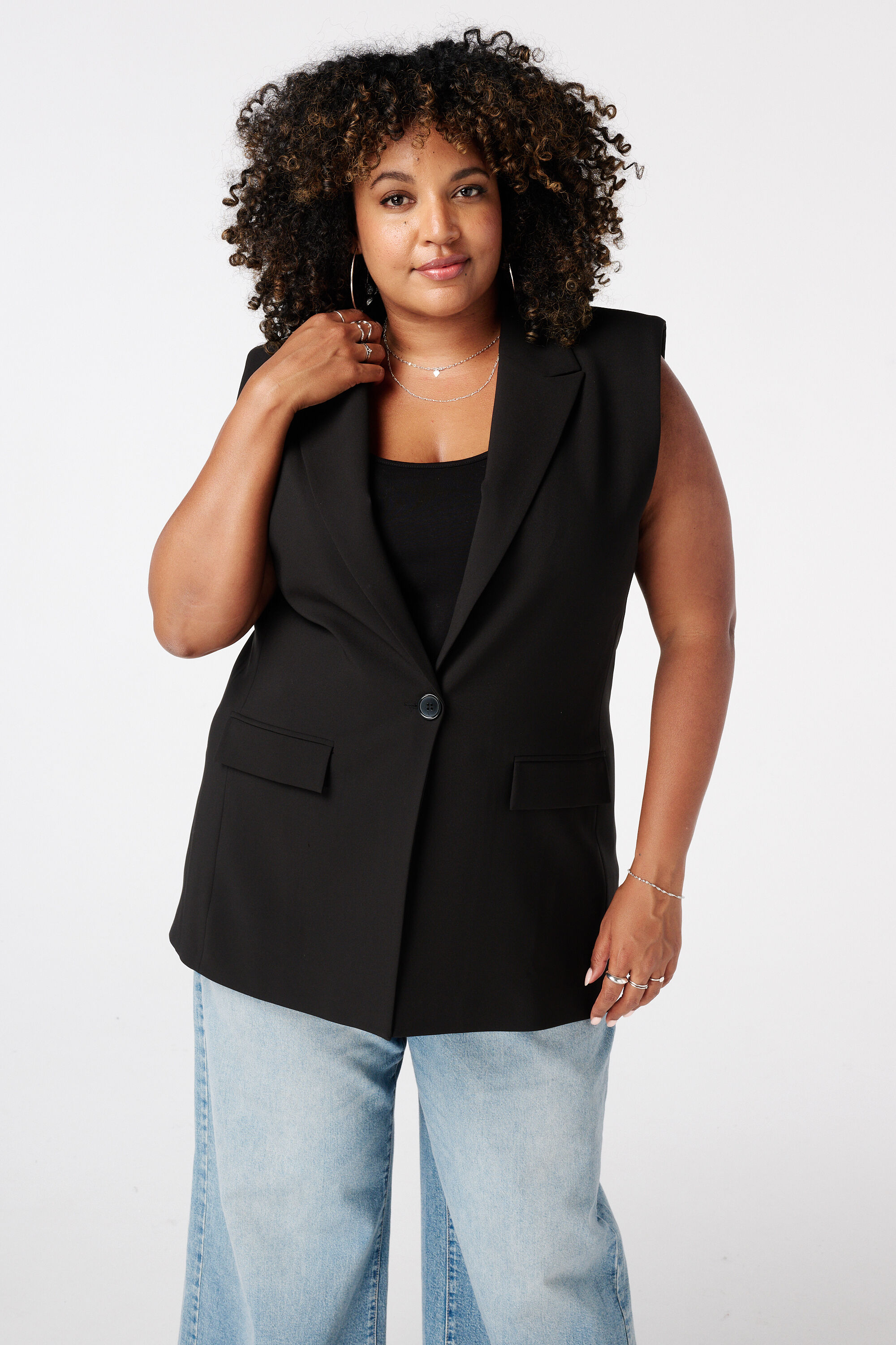 Chaleco con cierre de botones