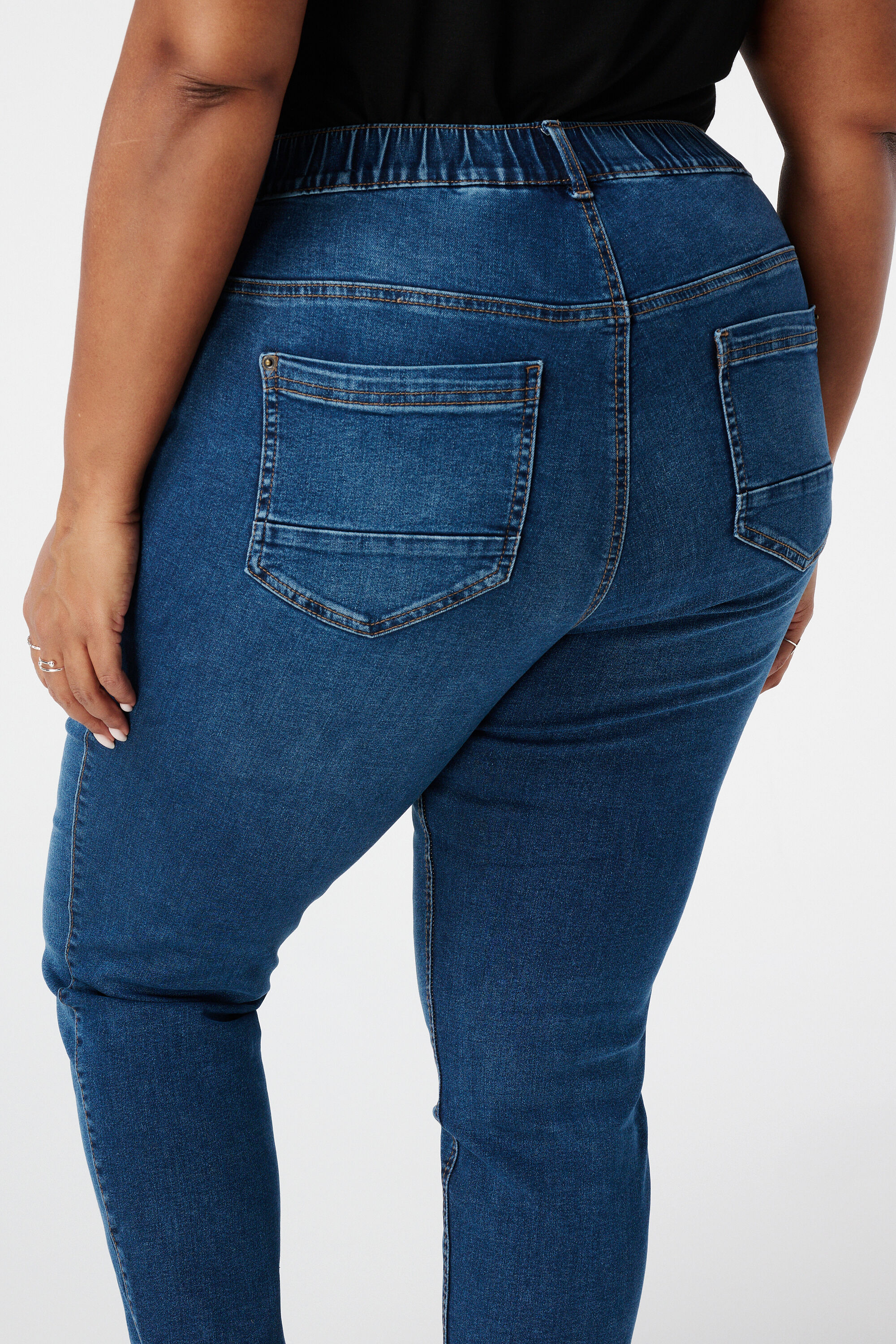 Treggings con aspecto denim image number 4