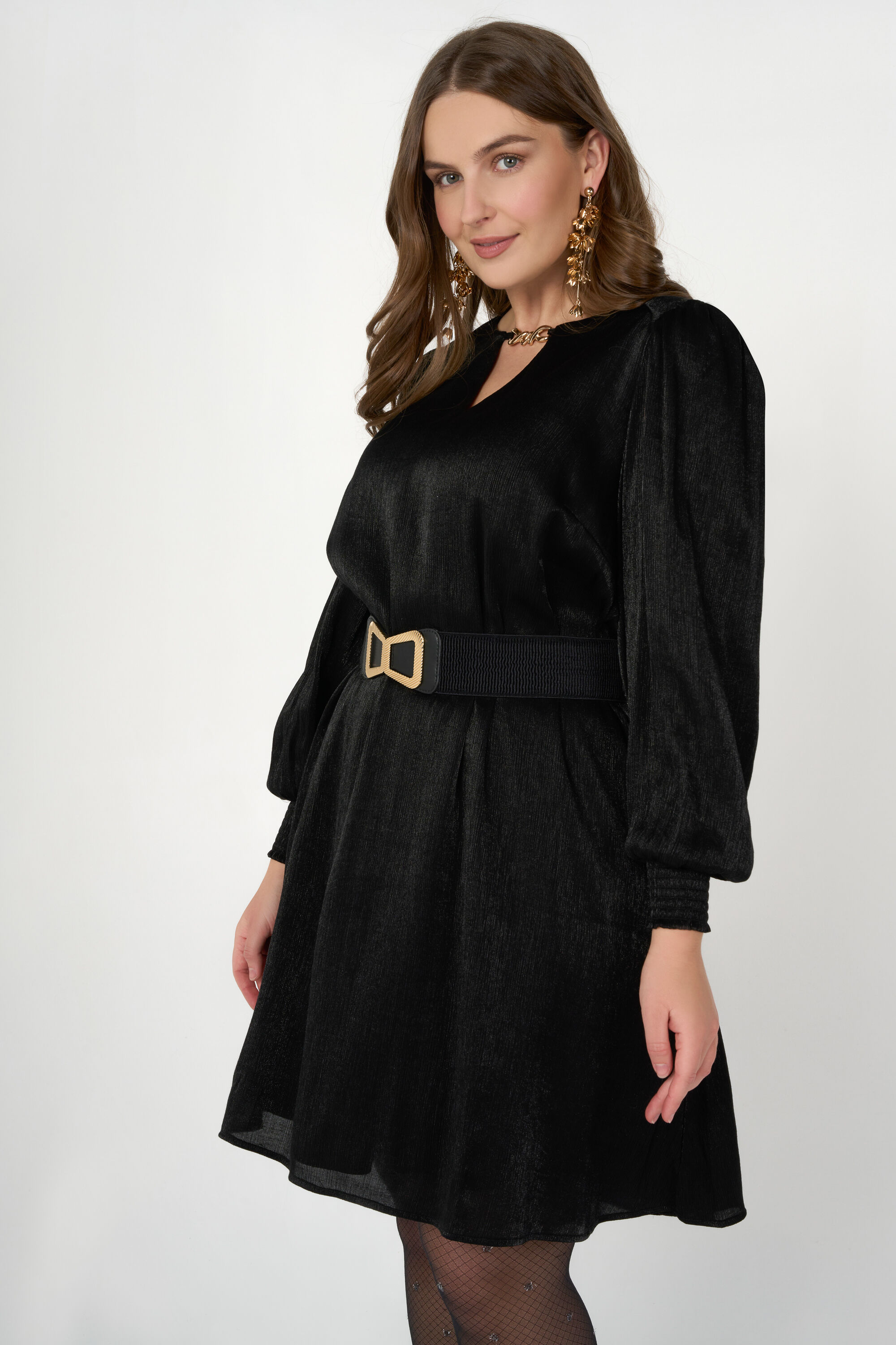 Vestido midi con detalles dorados image number 5