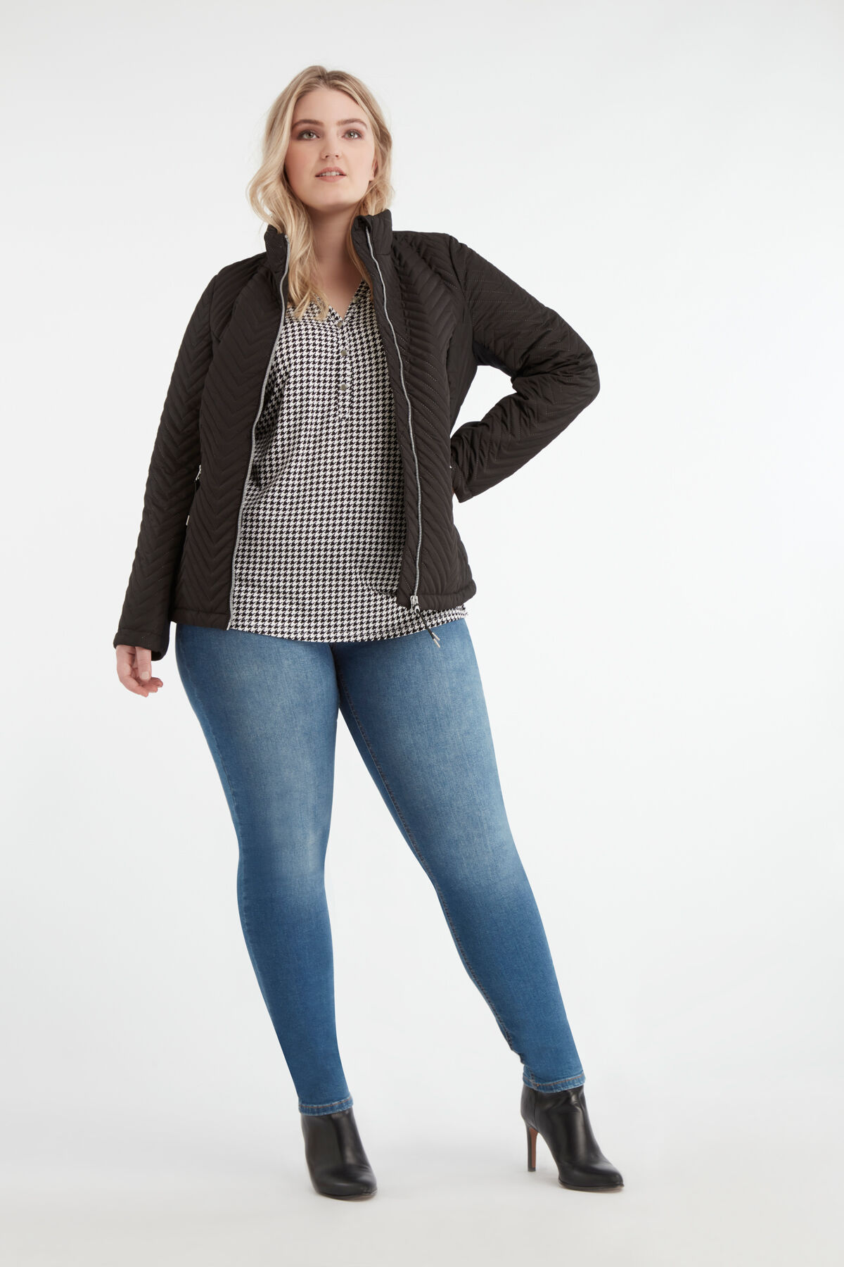 Abrigo ligero image number 3