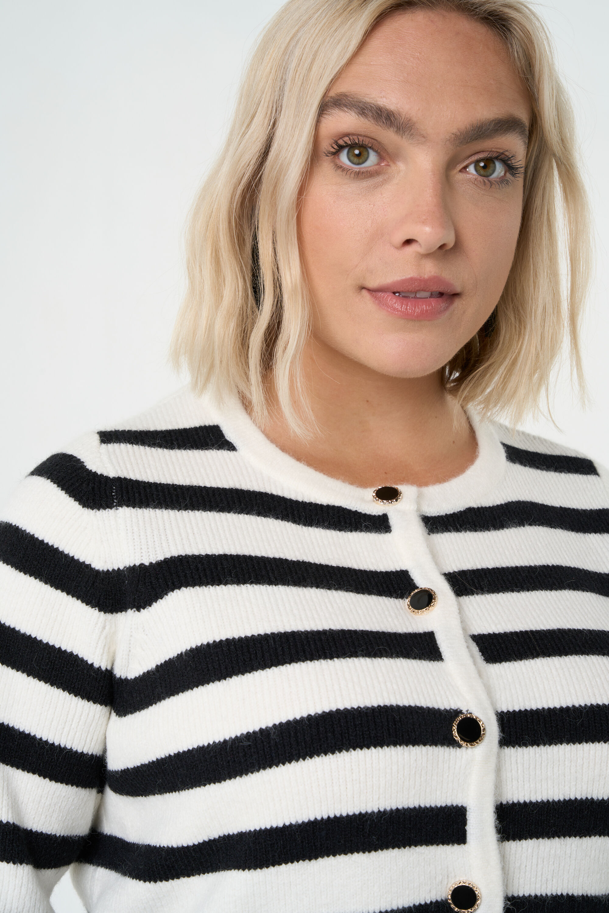 C&aacute;rdigan de rayas image number 5