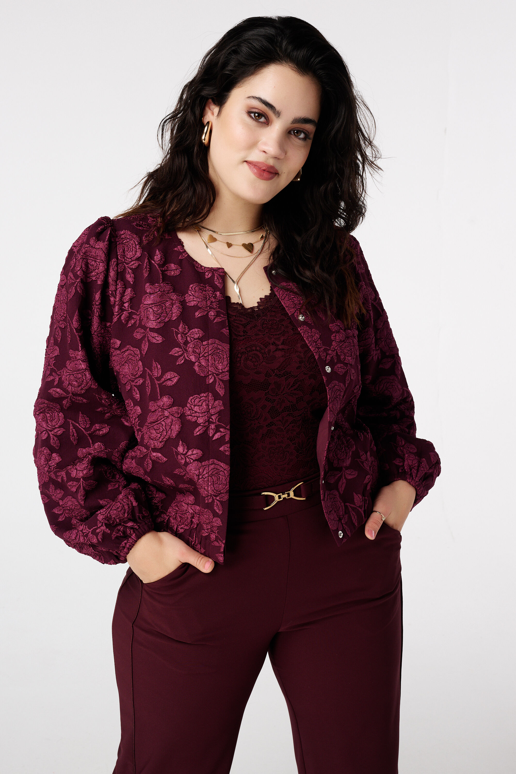 Chaqueta bomber jacquard con estampado floral