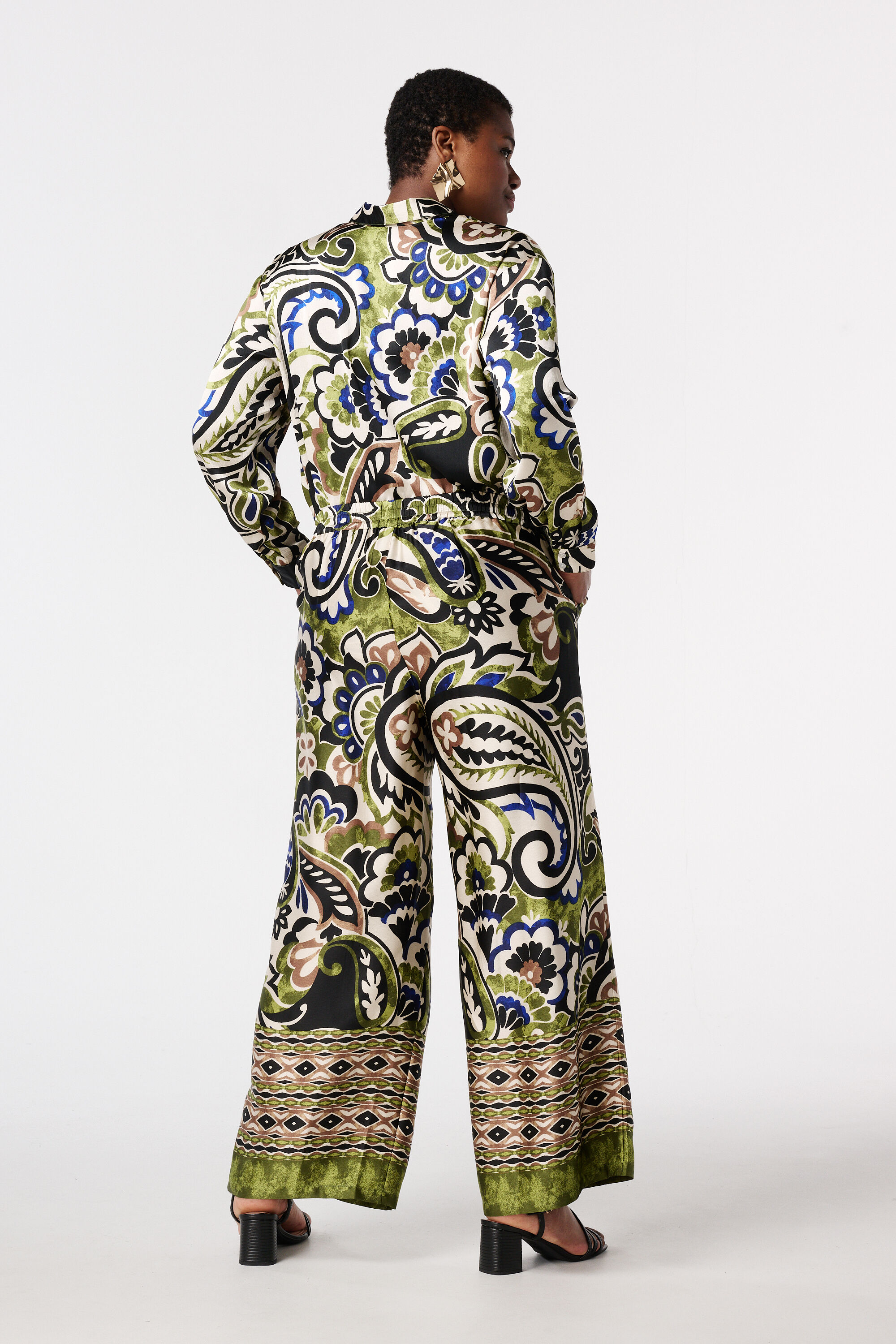 Pantalones con estampado image number 3