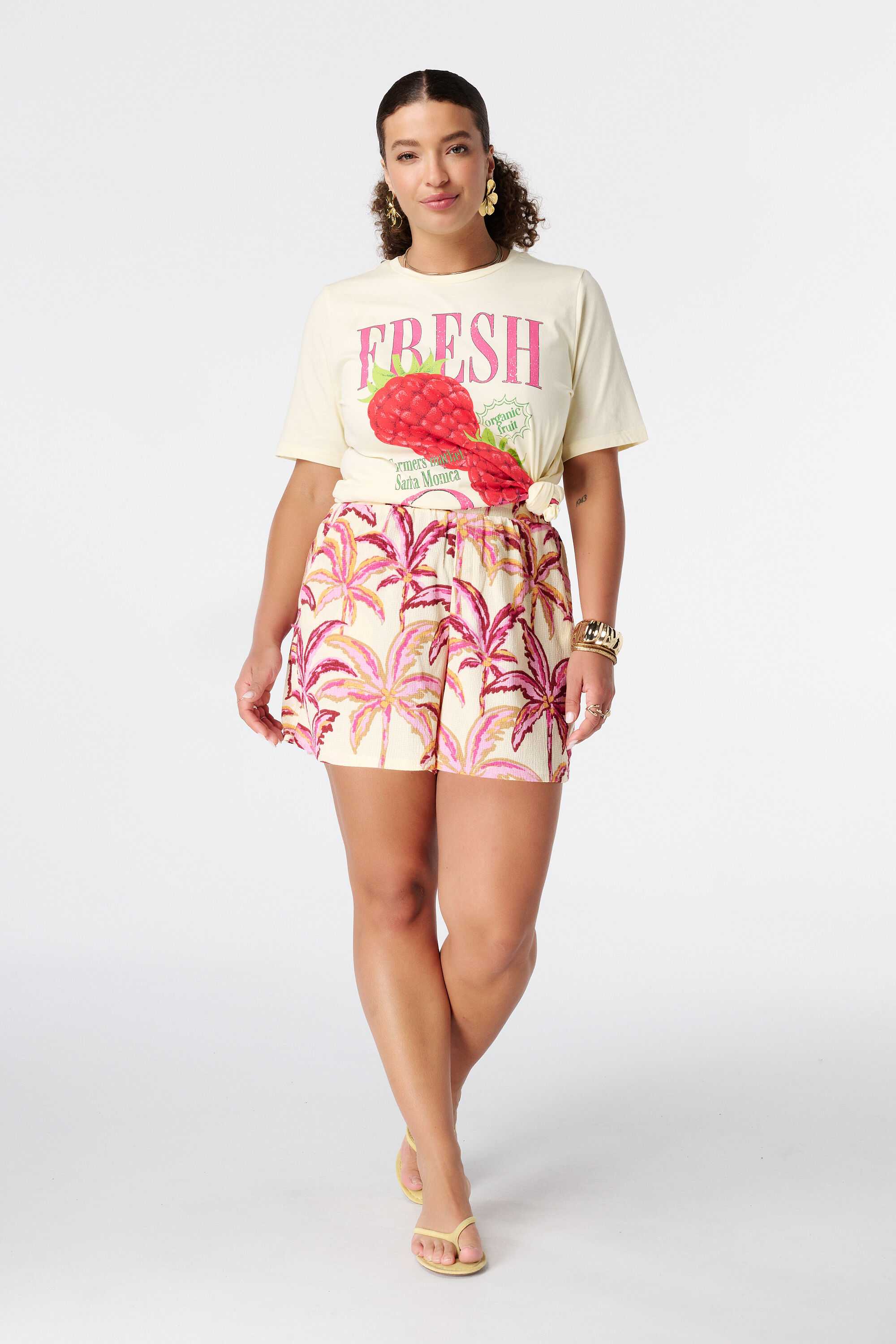 Camiseta con texto image number 5