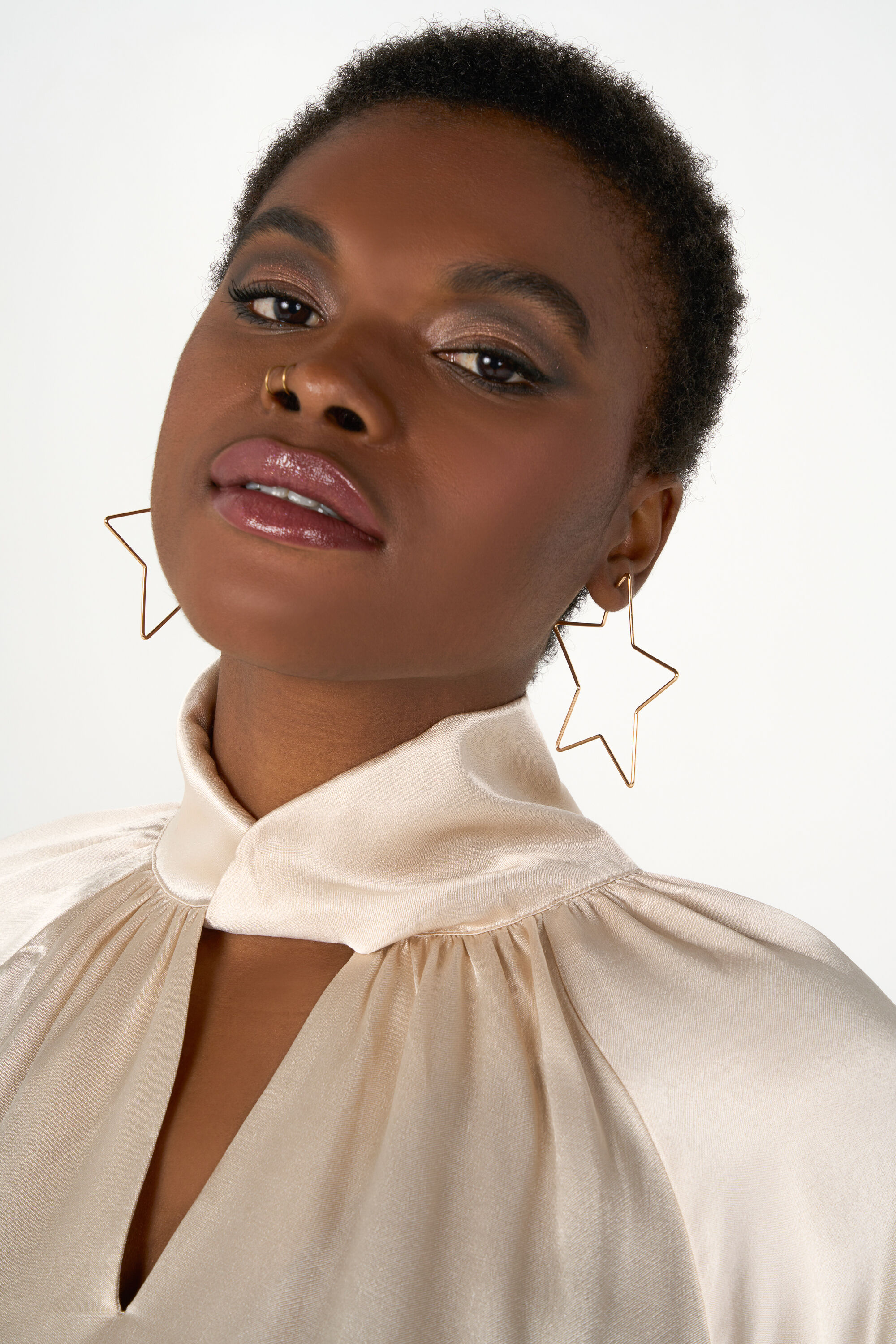 Blusa de sat&eacute;n con detalles image number 6