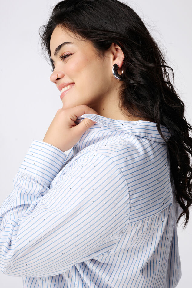 Camisa con piedras image number 4