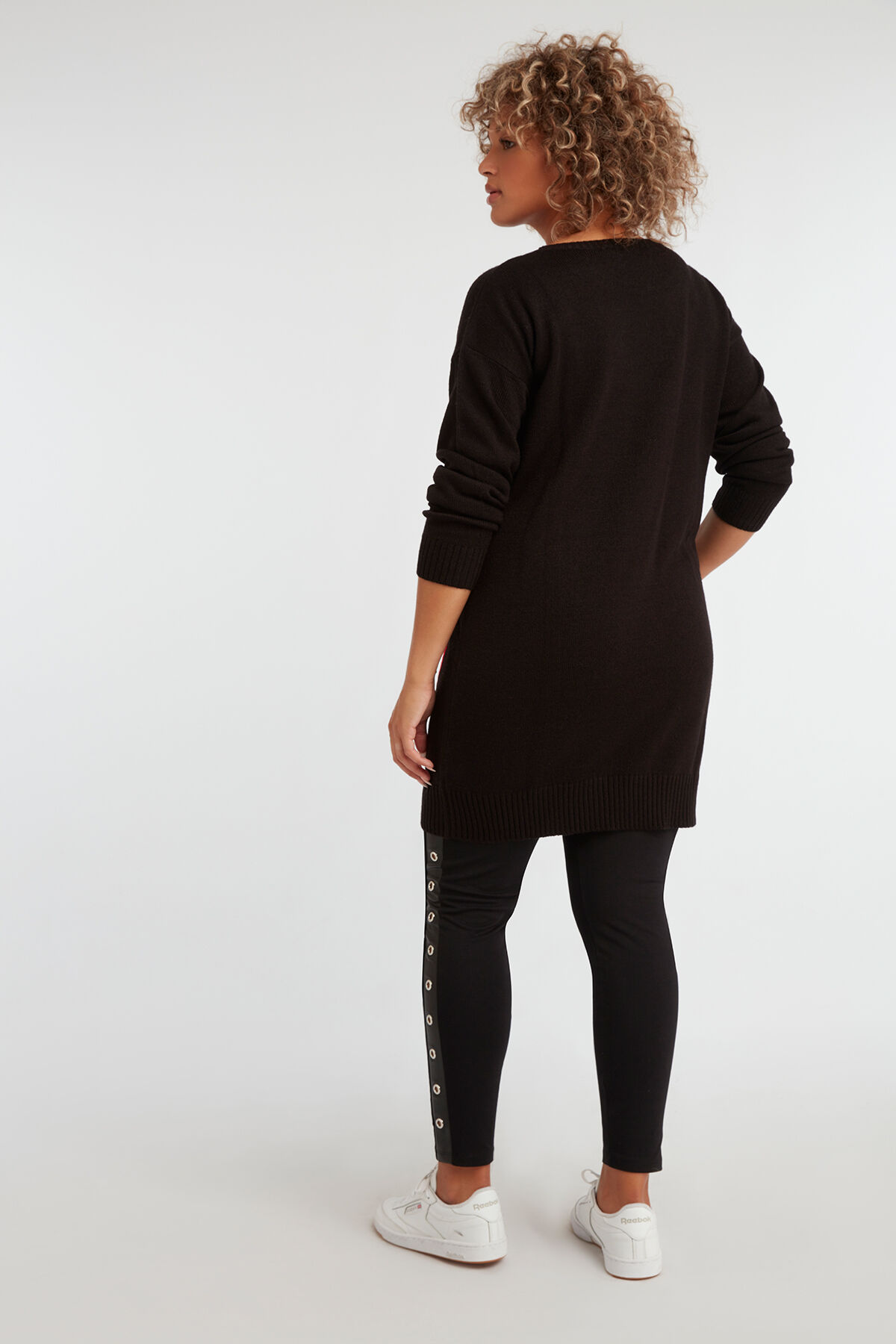 T&uacute;nica de punto con mensaje  image number 4