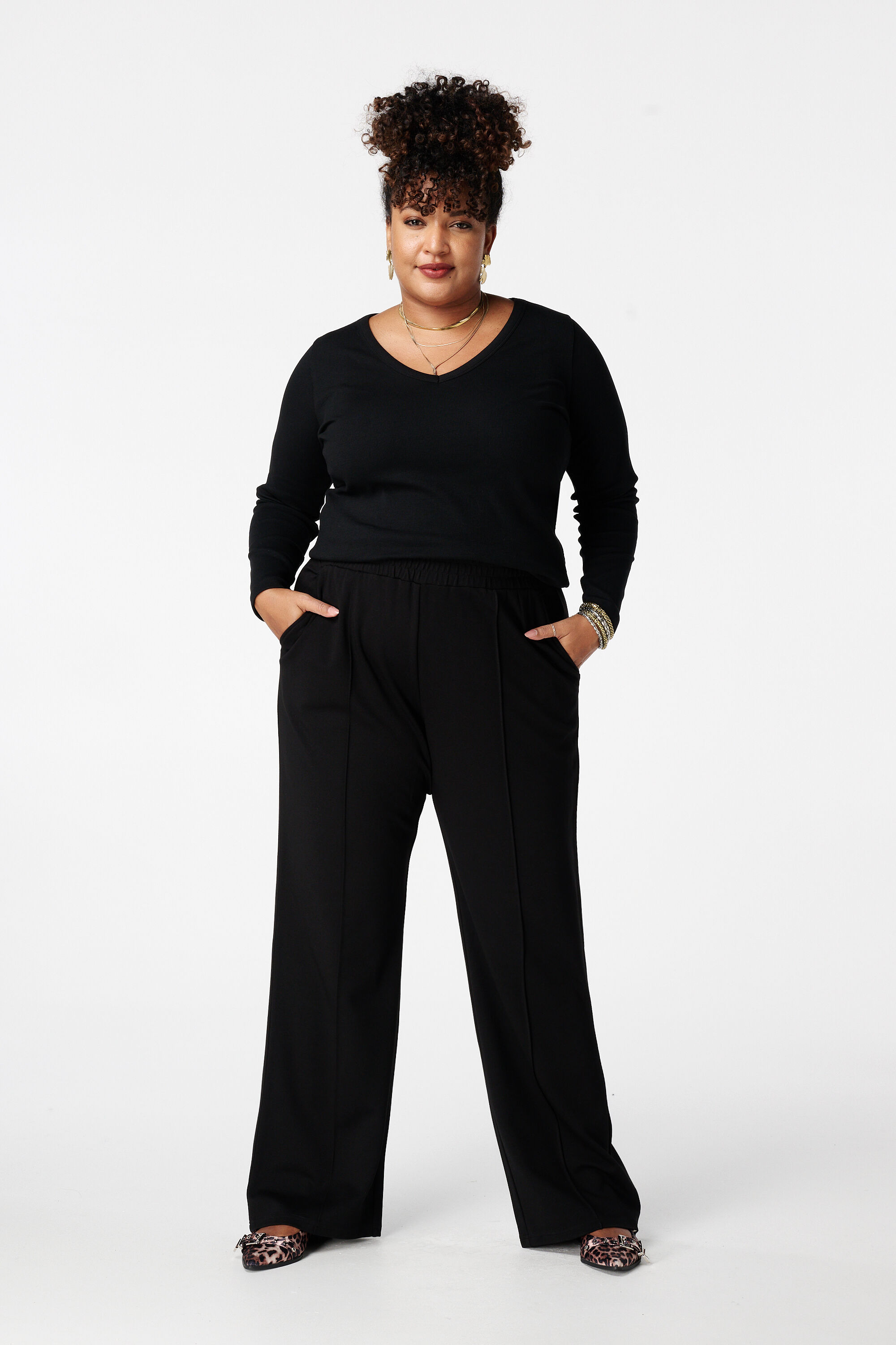 Top de canal&eacute; con manga larga image number 5