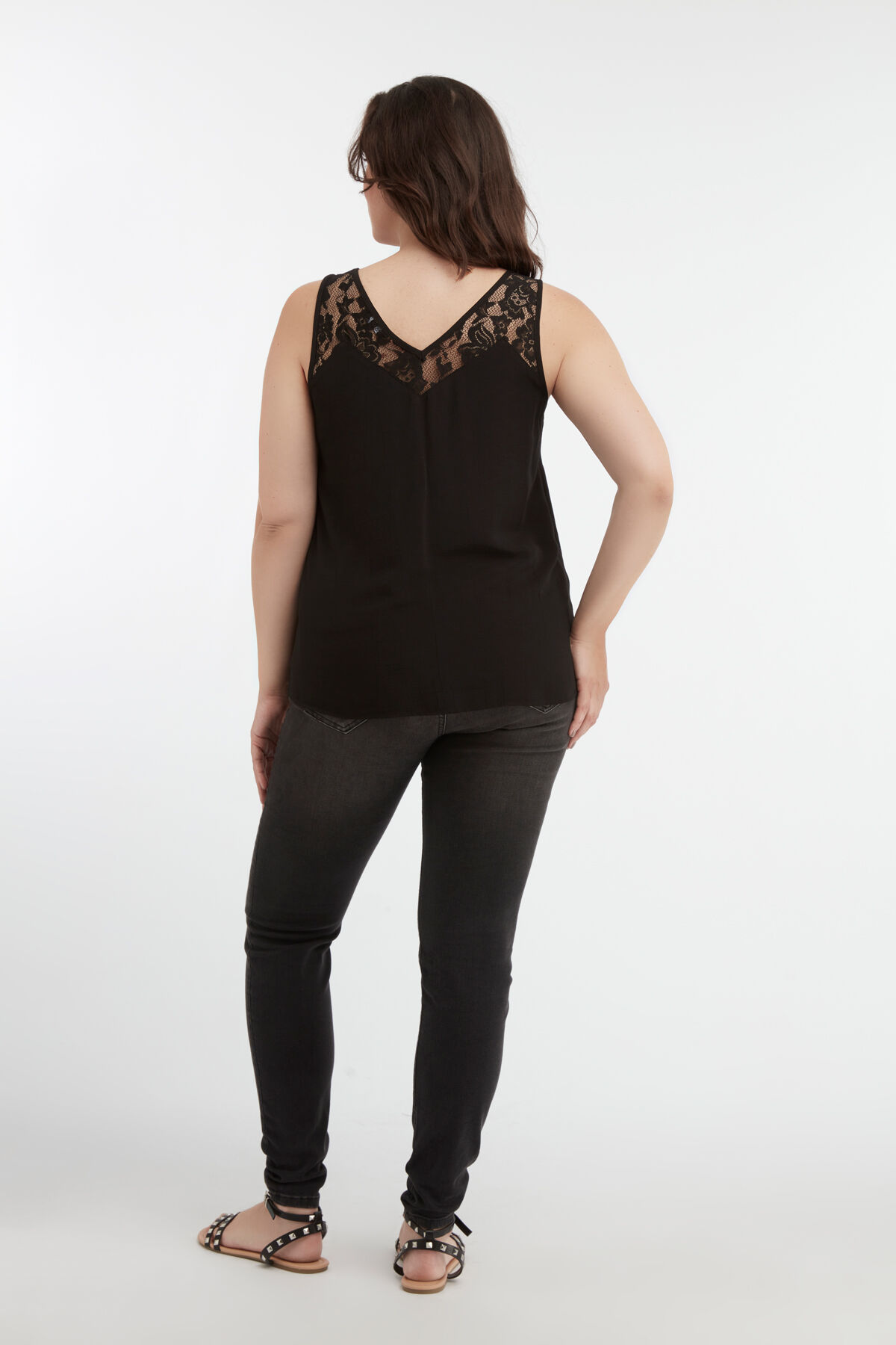 	Top sin mangas con encaje image number 3