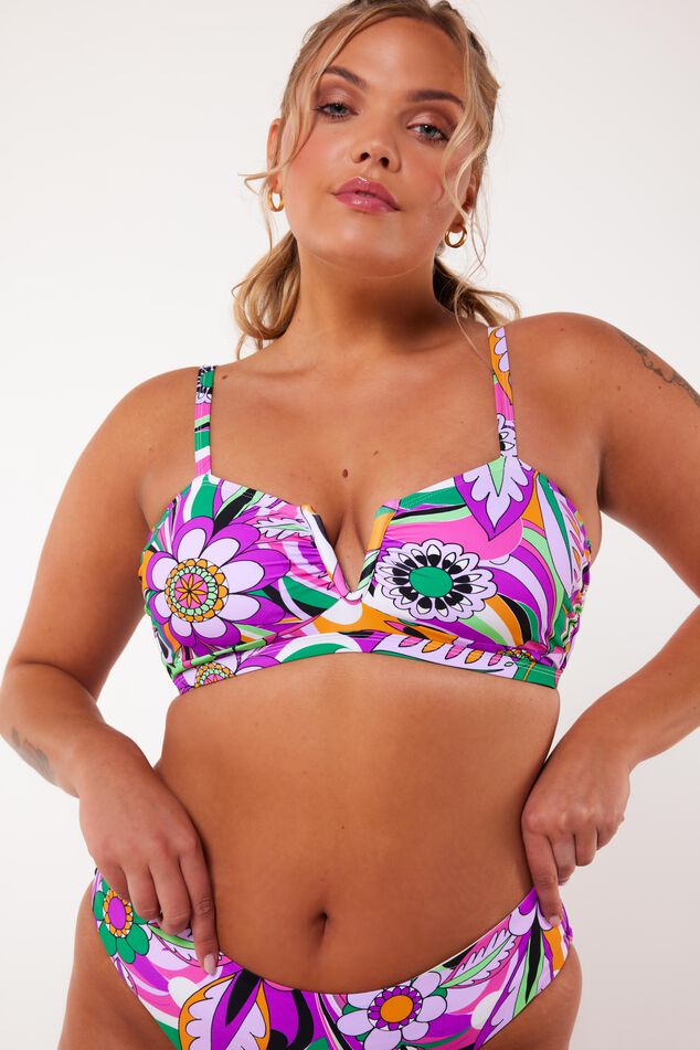 Sujetador de bikini con detalle con forma de V image number 7