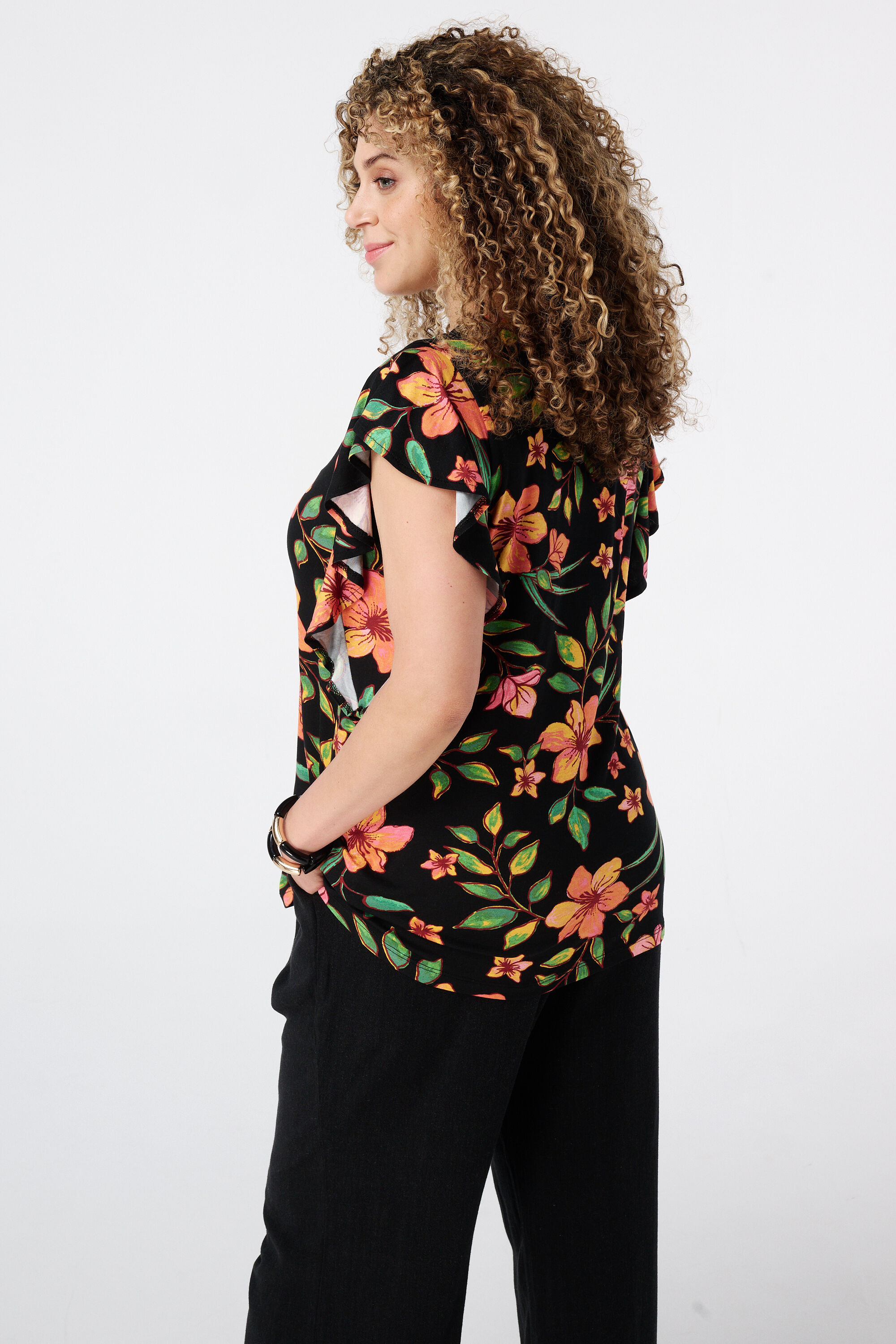 Top con divertida manga casquillo image number 3