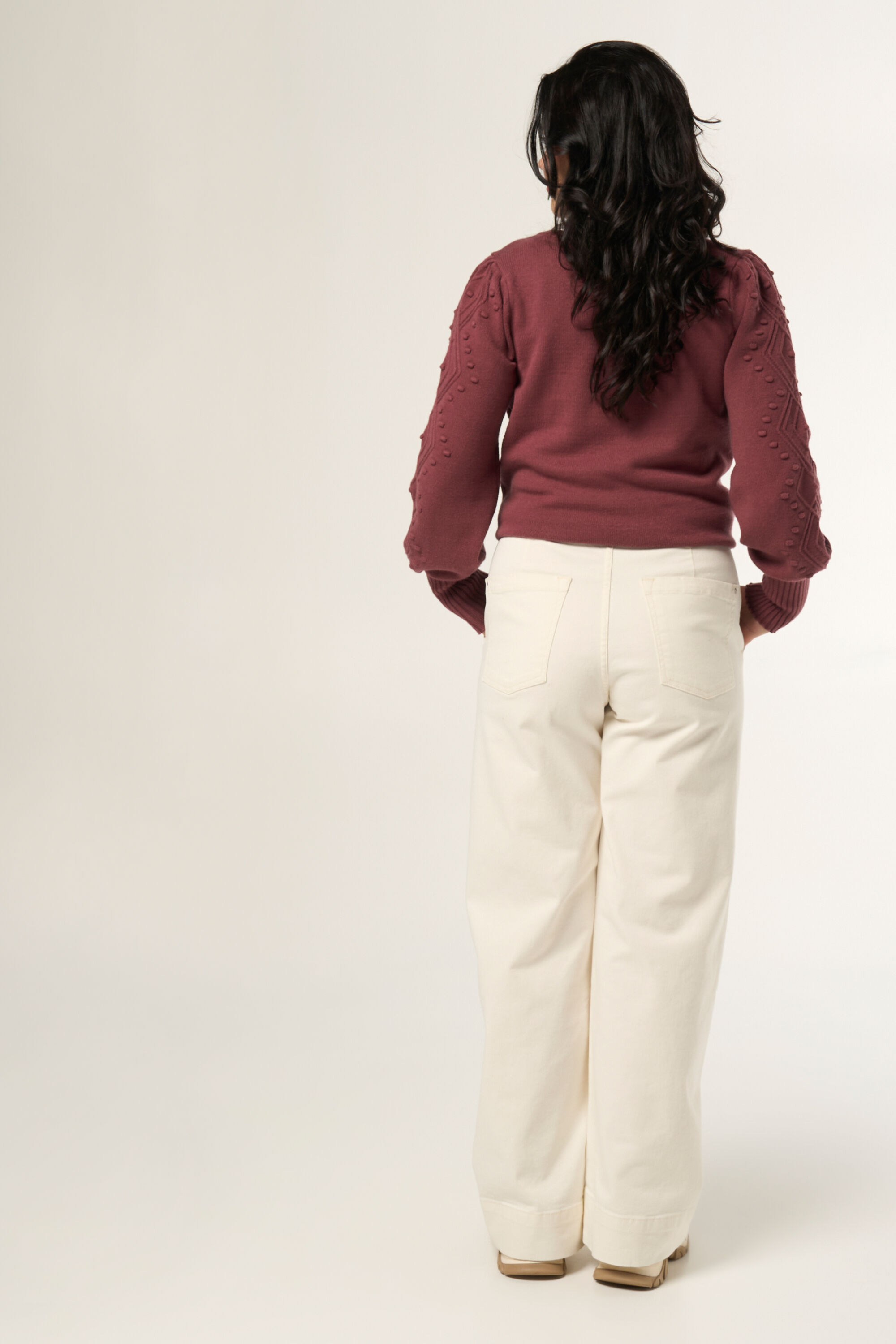 Vaqueros de pierna ancha image number 3