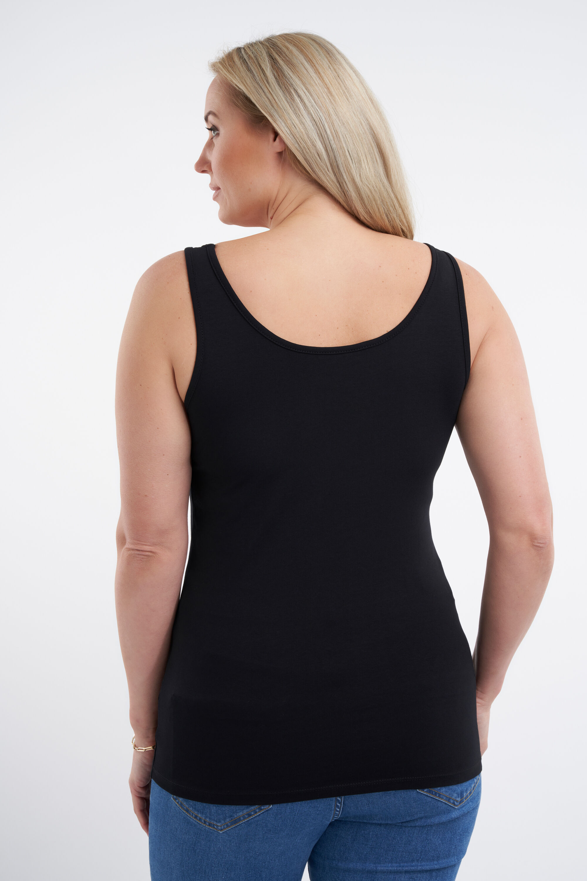 Pack de dos tops de algod&oacute;n image number 3