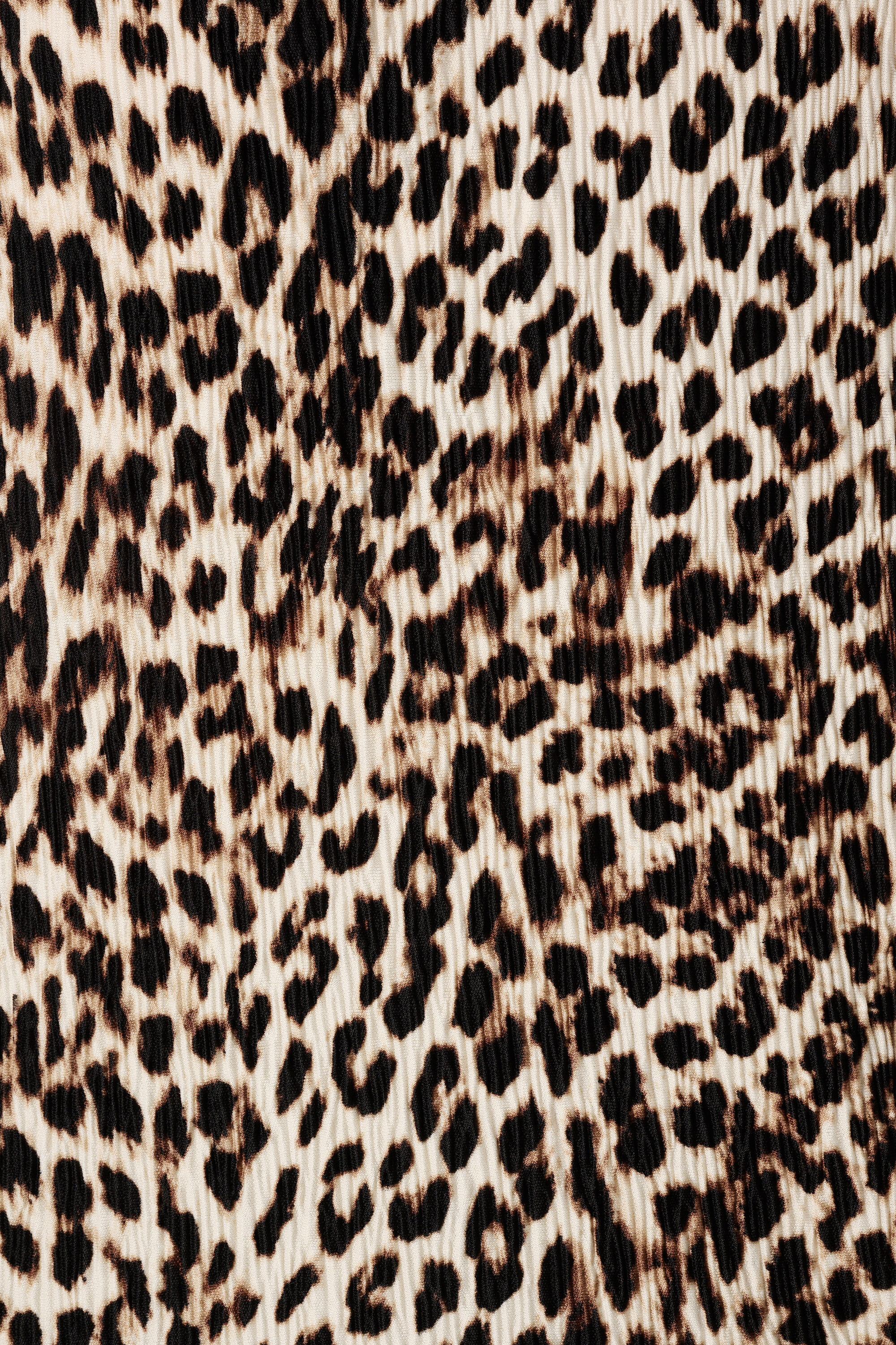 Top con textura y manga casquillo image number 6