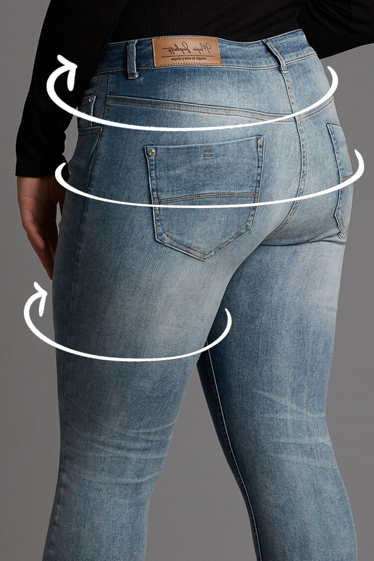 Magic Simplicity SHAPES jeans image number 3