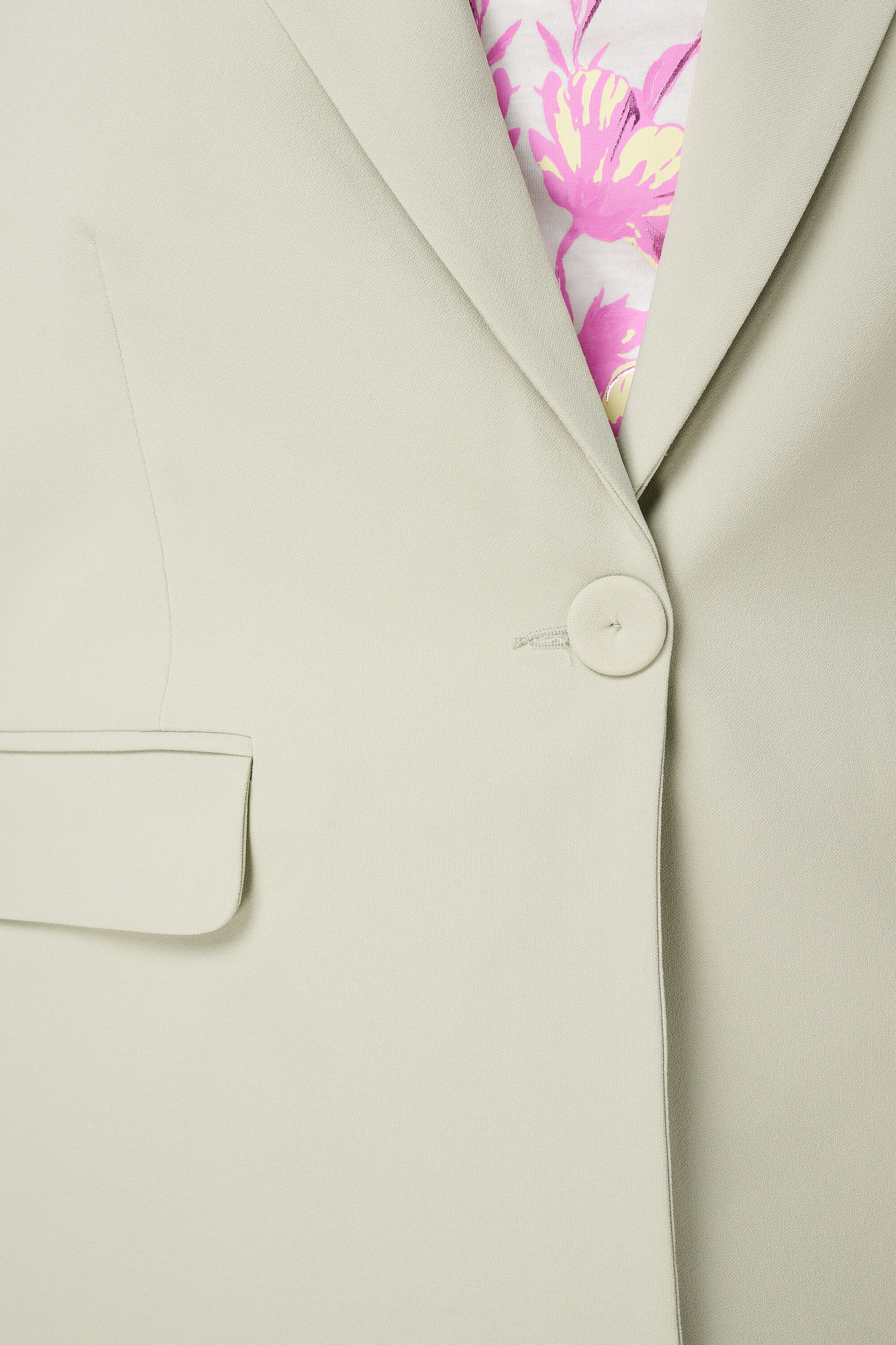 Blazer con cierre de botones image number 6