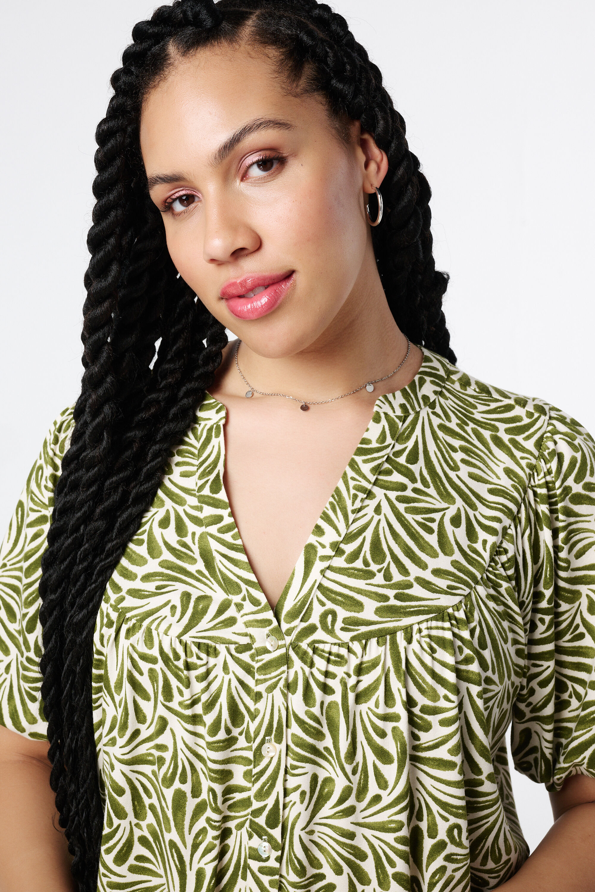 Top ligero con estampado image number 4