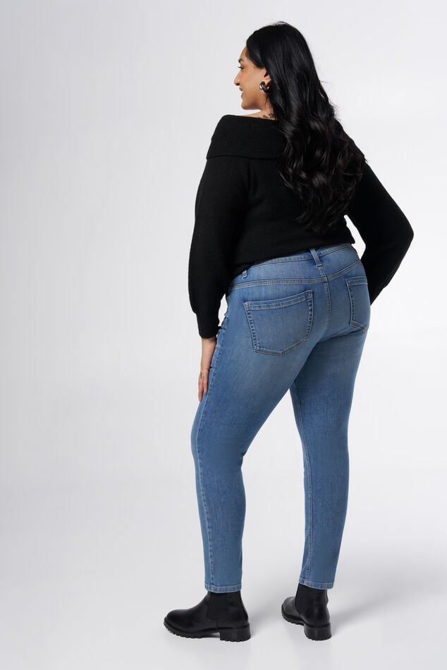 Vaqueros Slim IRIS con tejido elástico image number 3