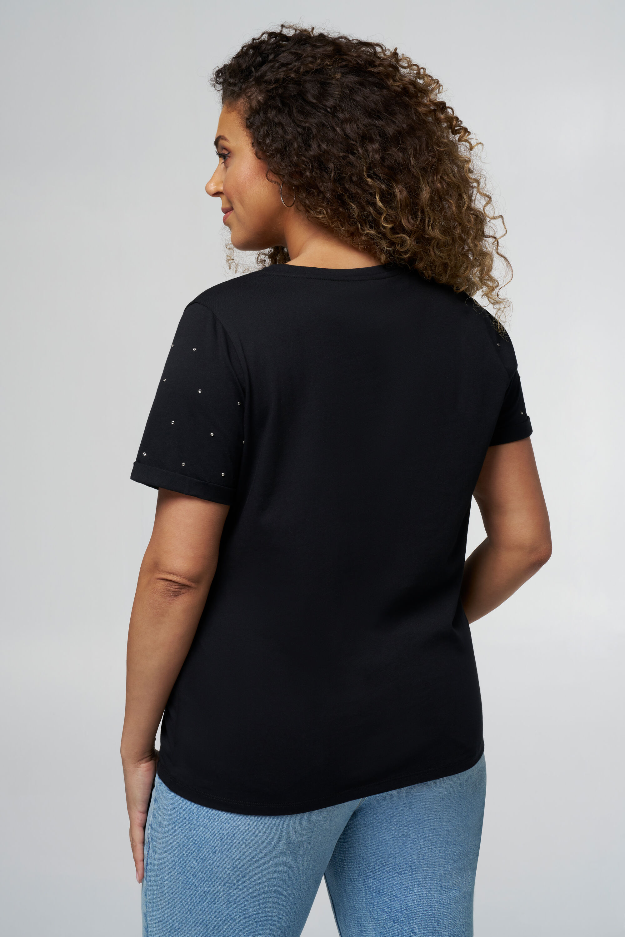 camiseta con piedras image number 3