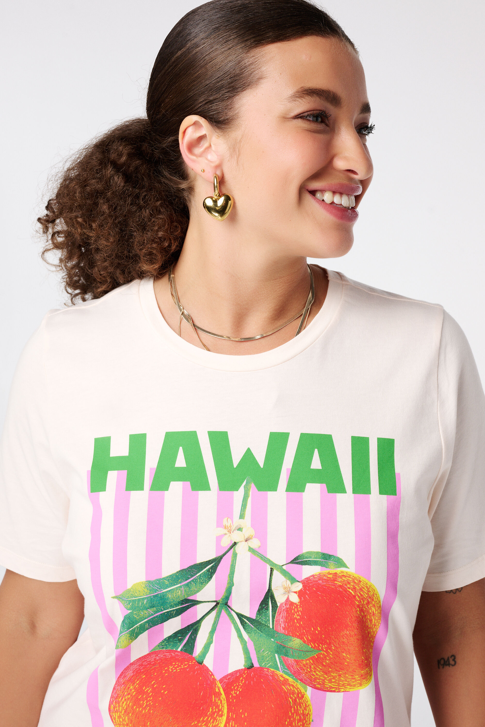 Camiseta con texto image number 4