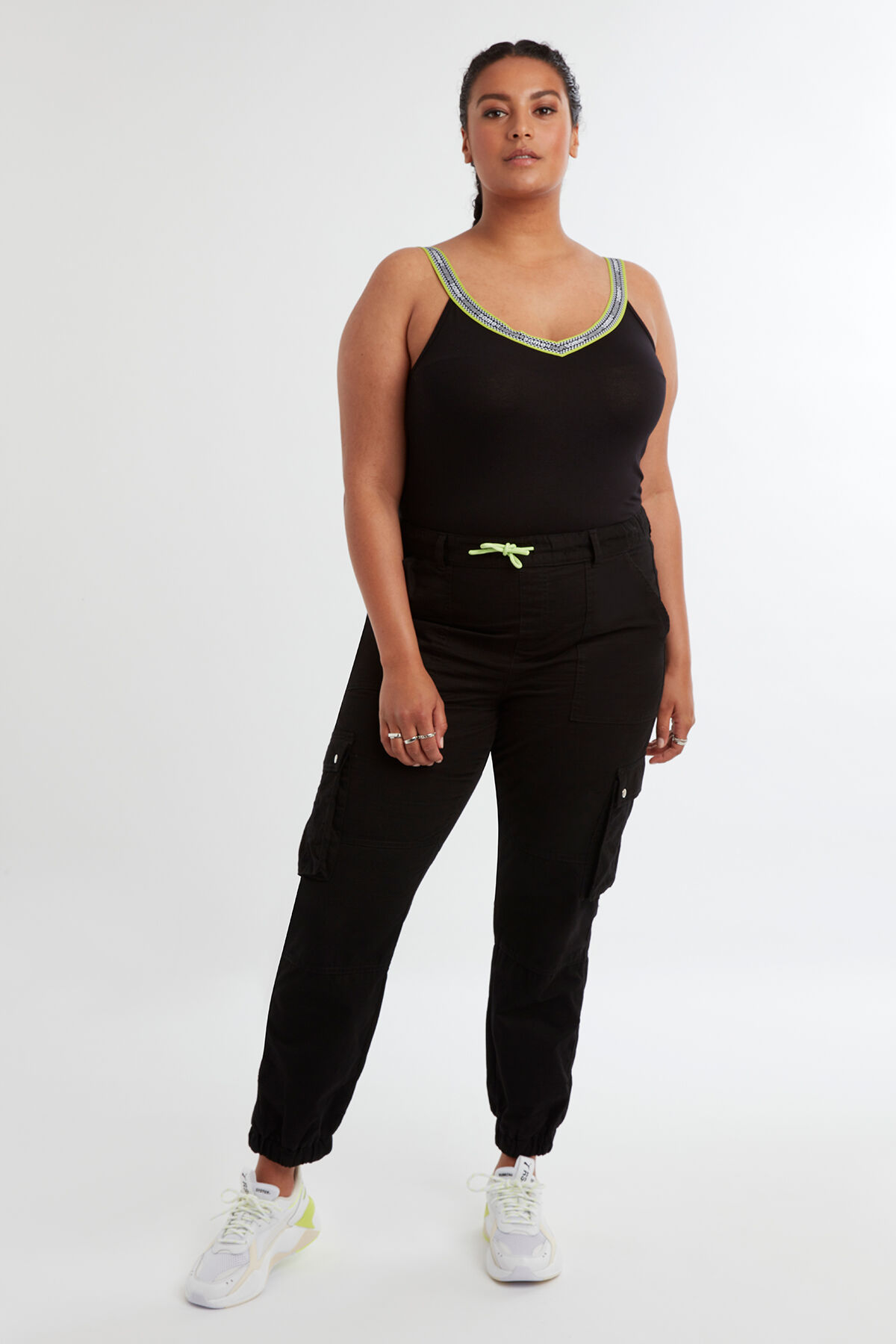 Top con logotipo image number 4