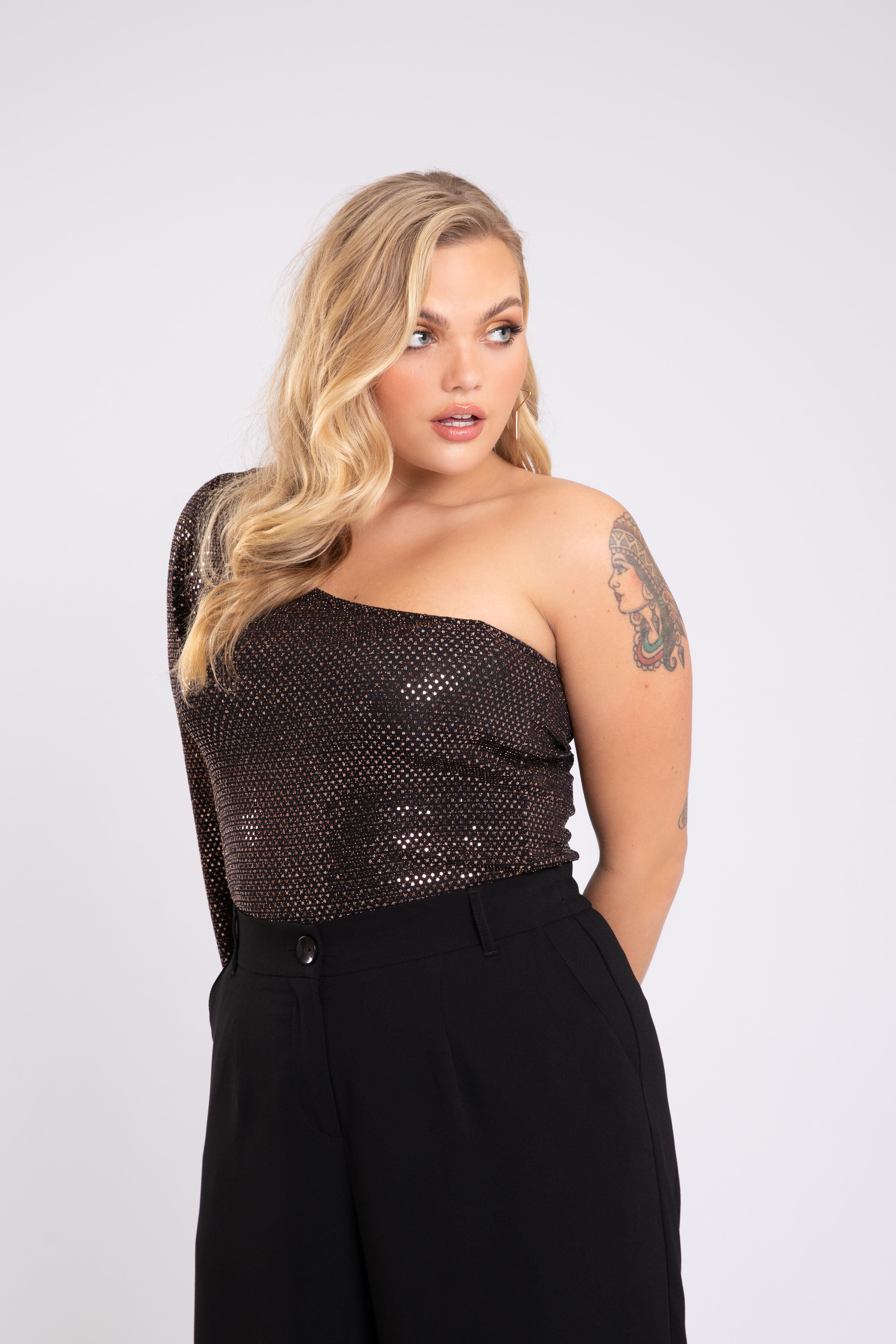 Top asim&eacute;trico image number 5