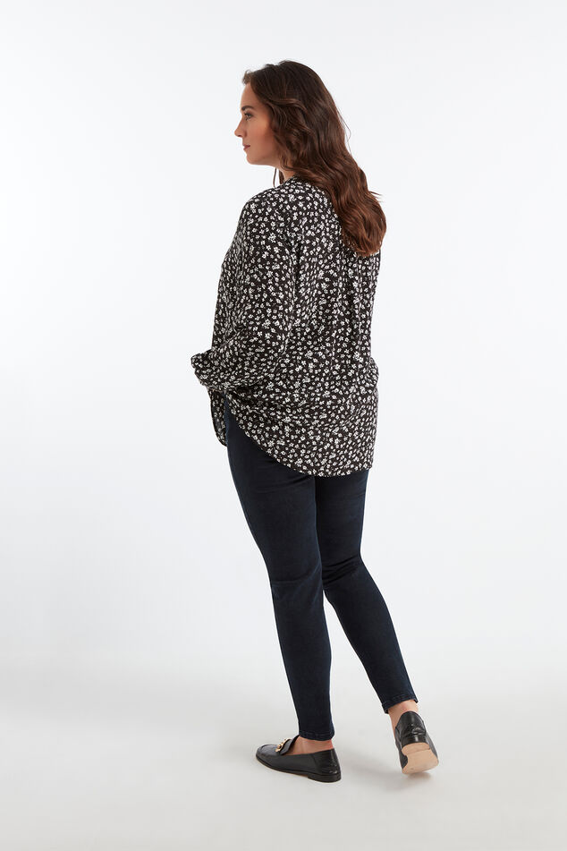 Blusa con estampado floral image number 4