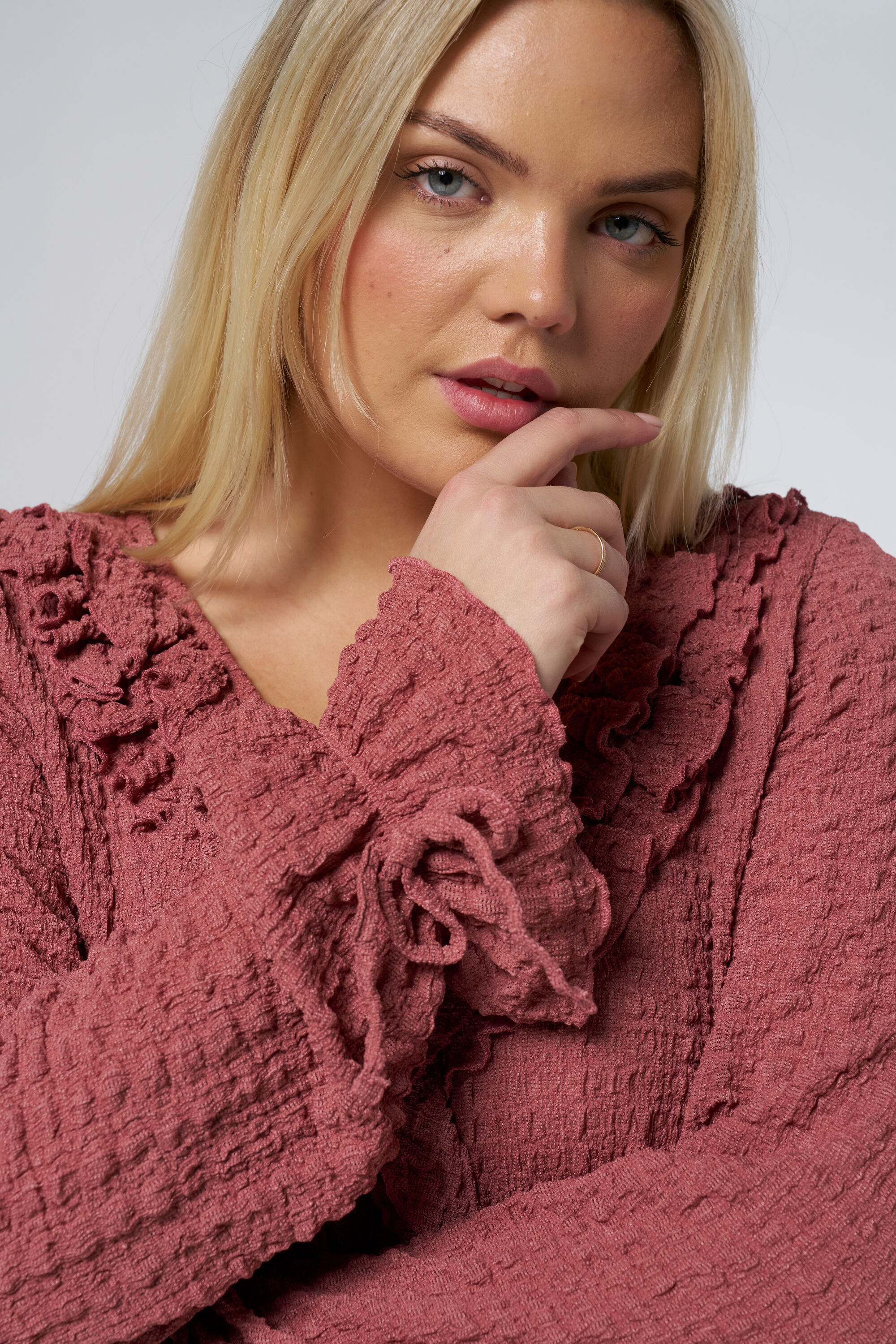 Top con volantes image number 3