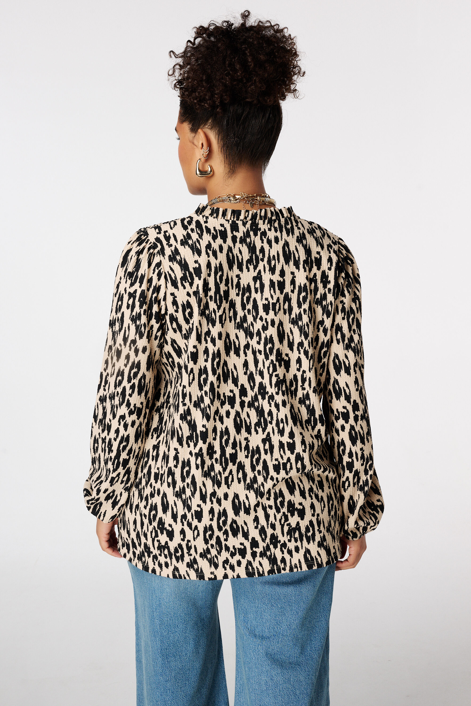 Top con volantes image number 3