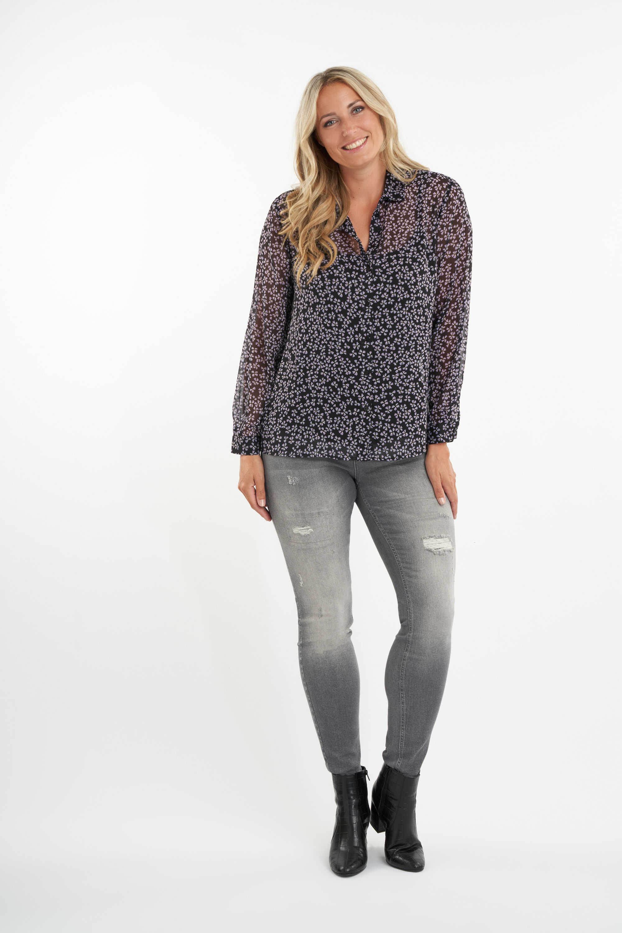 Blusa semitransparente image number 5