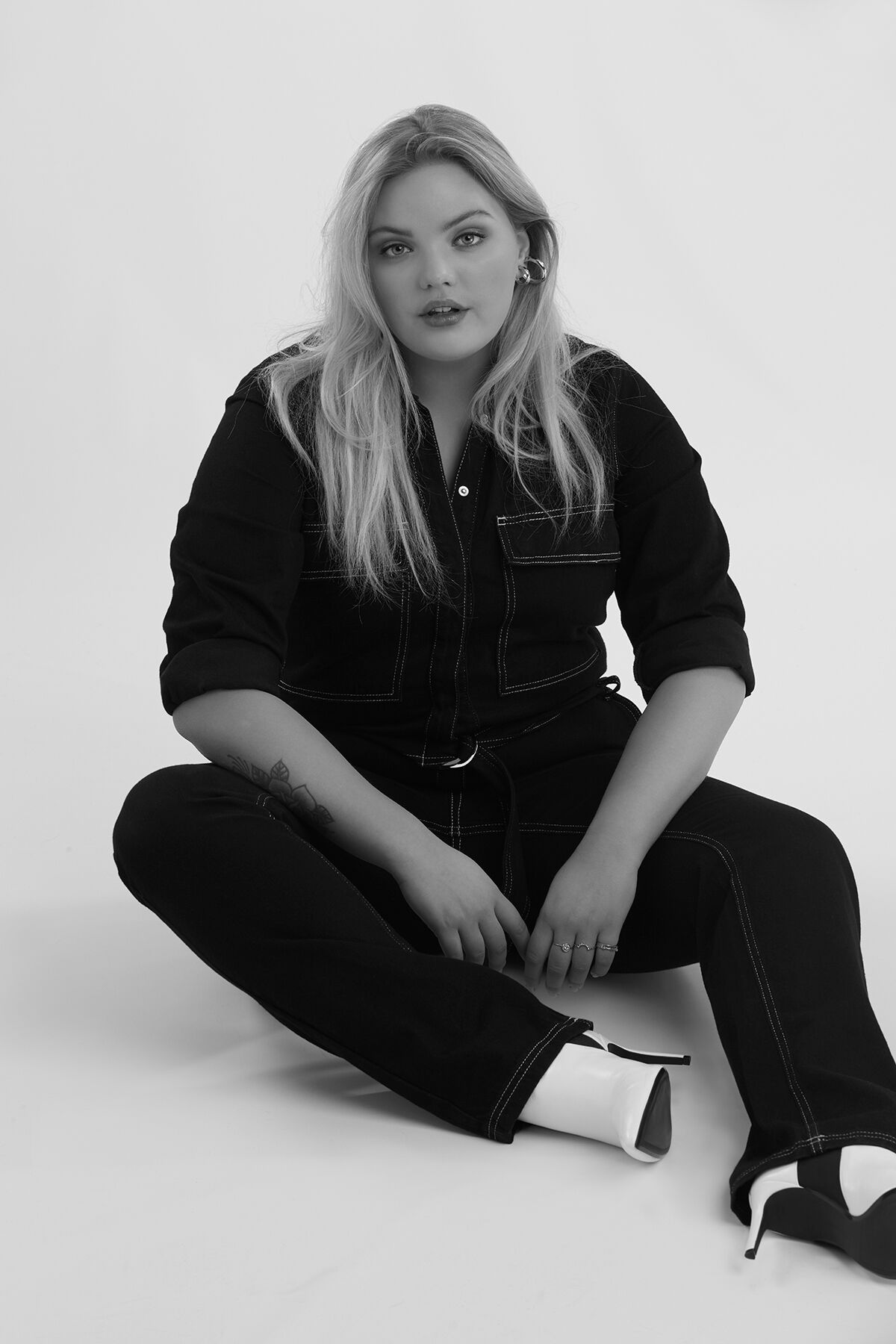 Mono largo con cintur&oacute;n image number 5